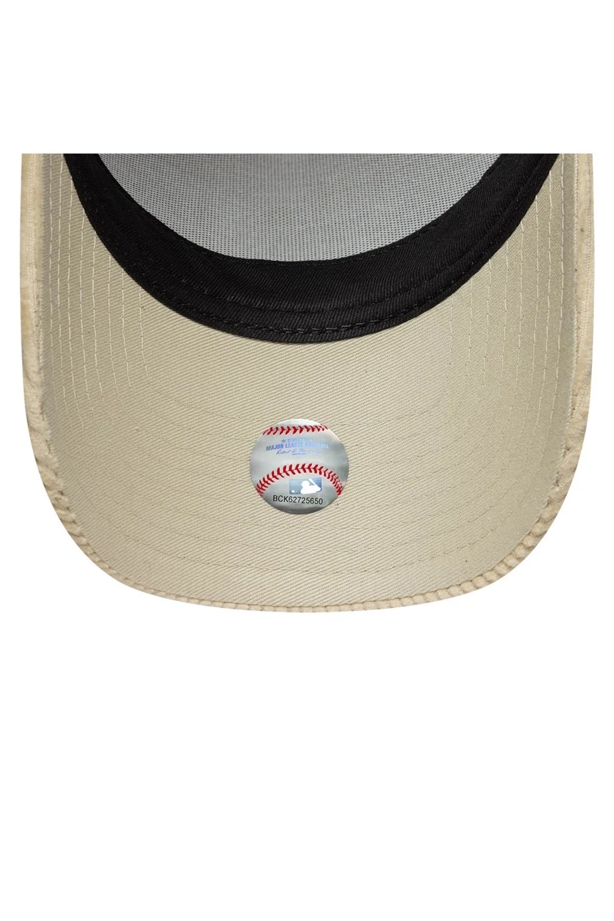 NEW ERA TONAL CORD TRUCKER LOSDOD en color BEIS  (4)