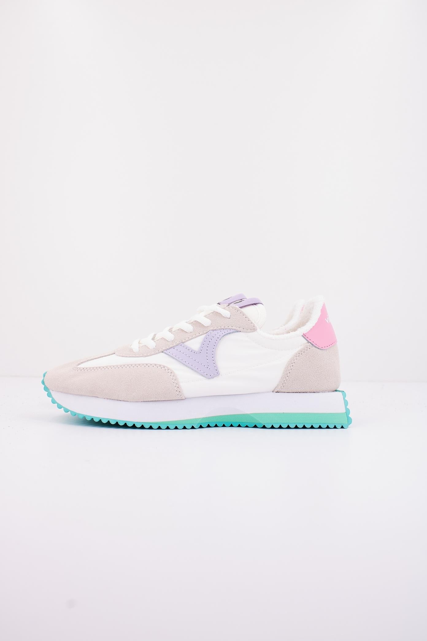 VICTORIA COSMOS SERRAJE & NYLON MUL en color BEIS  (1)
