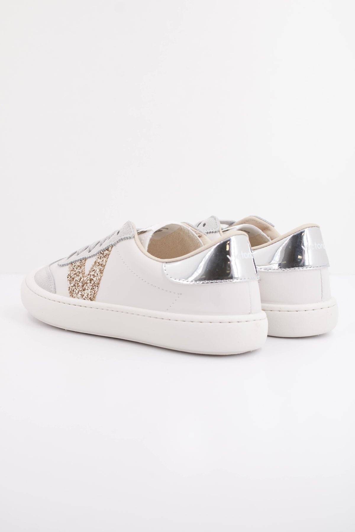 VICTORIA OLMO BAREFOOT EFECTO PIEL en color GRIS  (4)