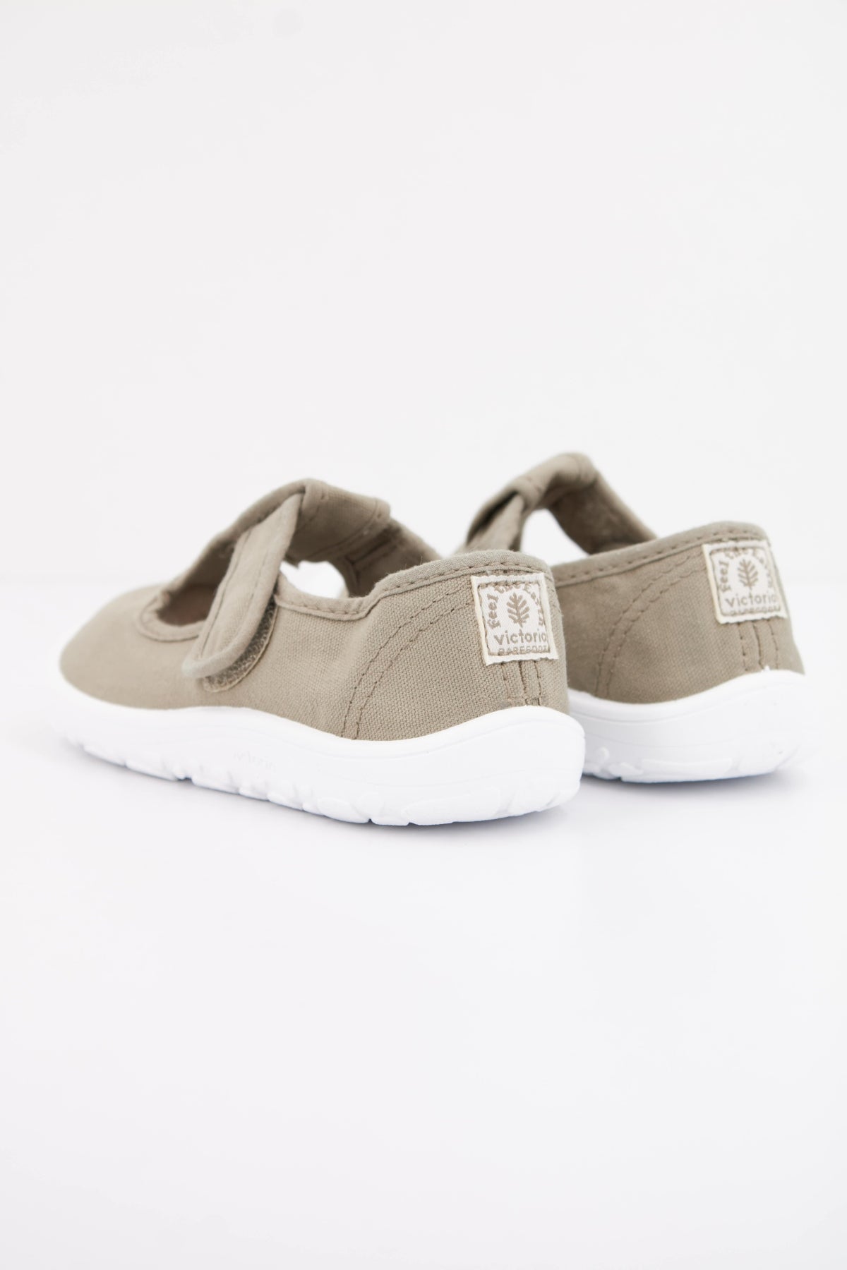 VICTORIA BOSCO BAREFOOT SANDALIA LO en color VERDE  (4)