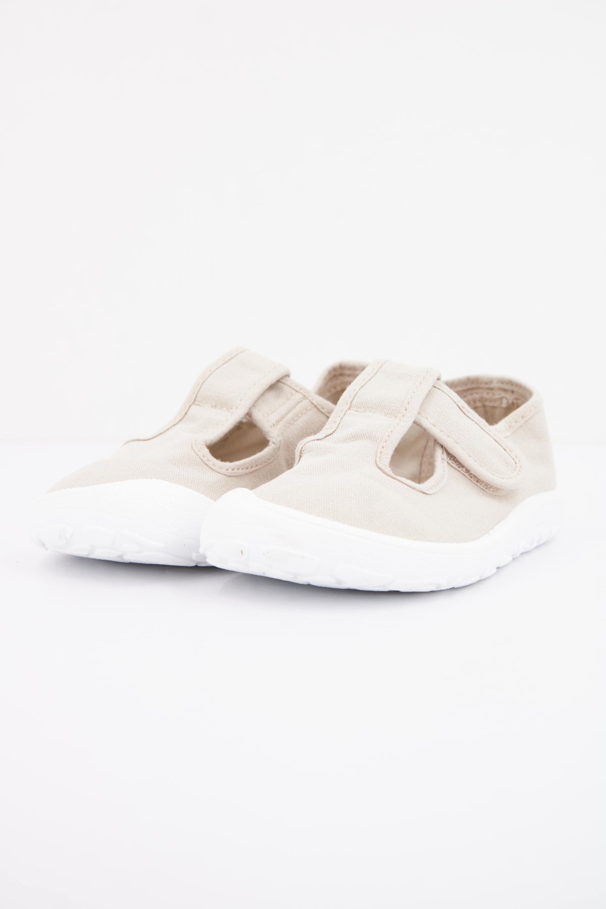 VICTORIA BOSCO BAREFOOT SANDALIA LO en color GRIS  (2)