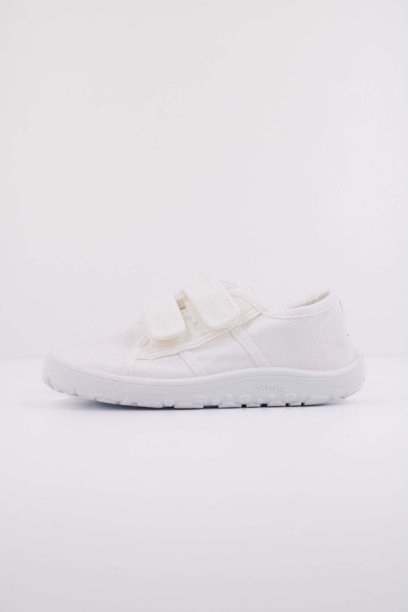 VICTORIA BOSCO BASKET  en color BLANCO  (1)
