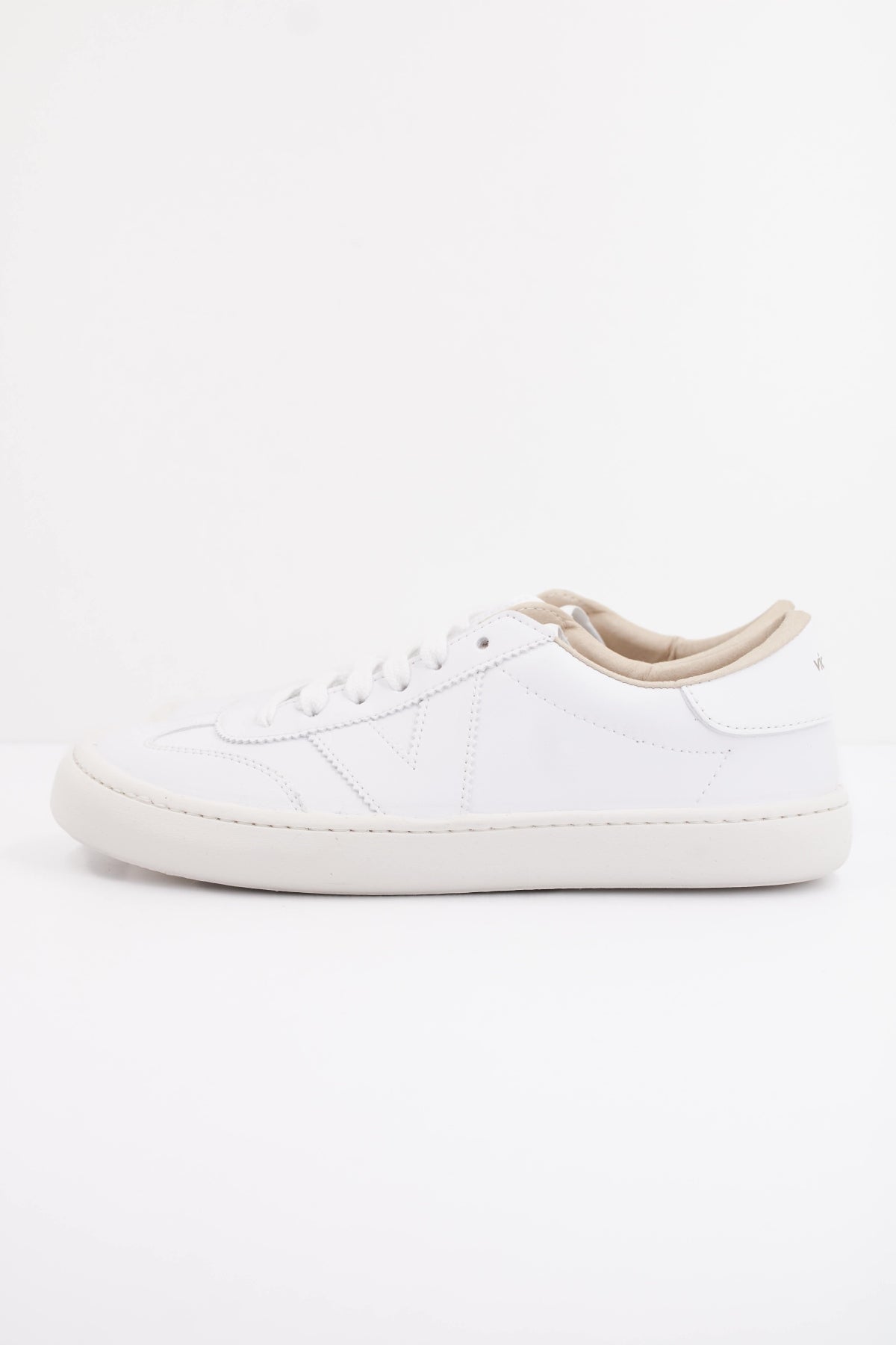 VICTORIA OLMO BAREFOOT EFECTO PIEL en color BLANCO  (1)