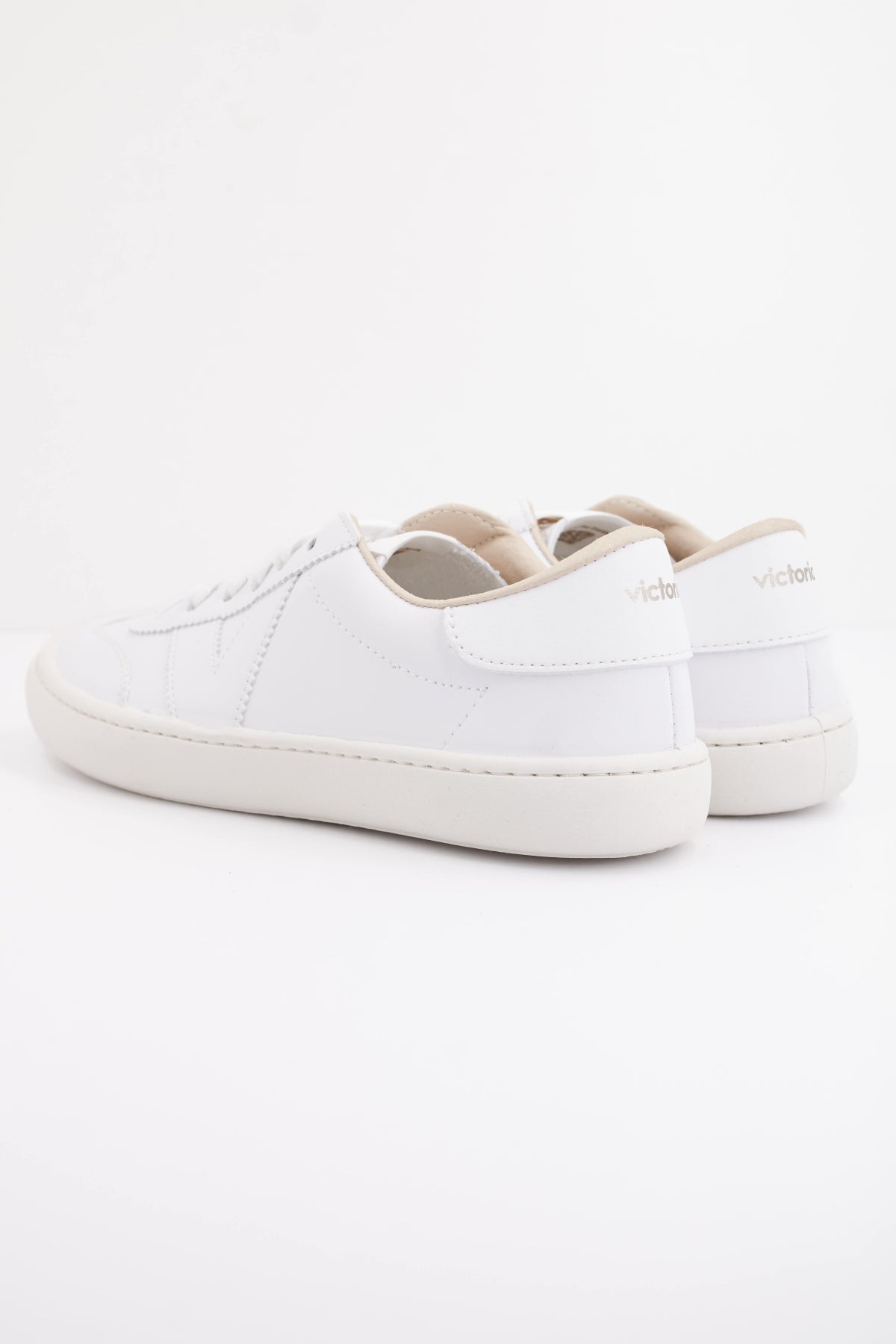 VICTORIA OLMO BAREFOOT EFECTO PIEL en color BLANCO  (4)