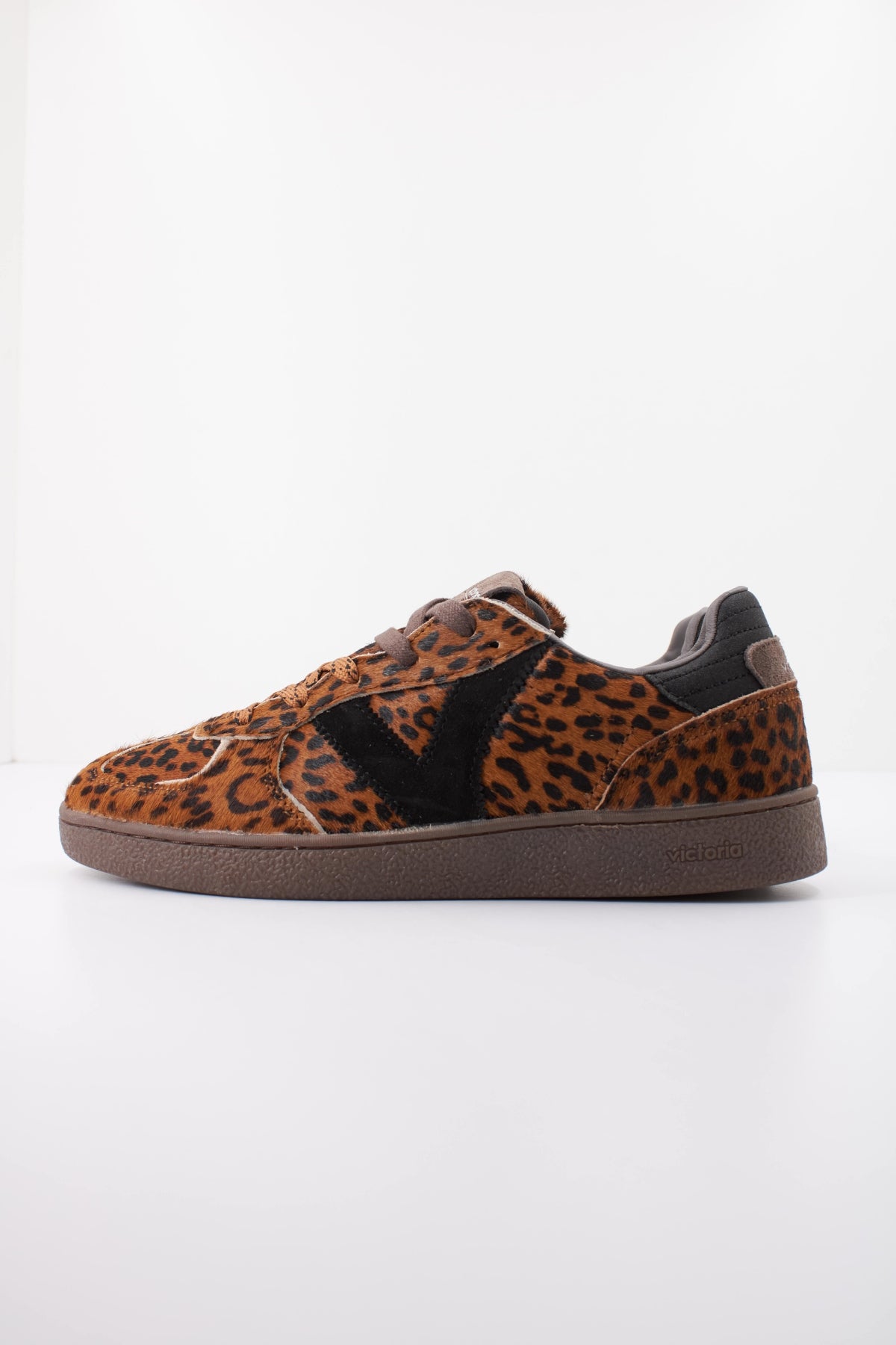 VICTORIA V DEPORTIVO CORDONES en color ANIMAL PRINT  (1)