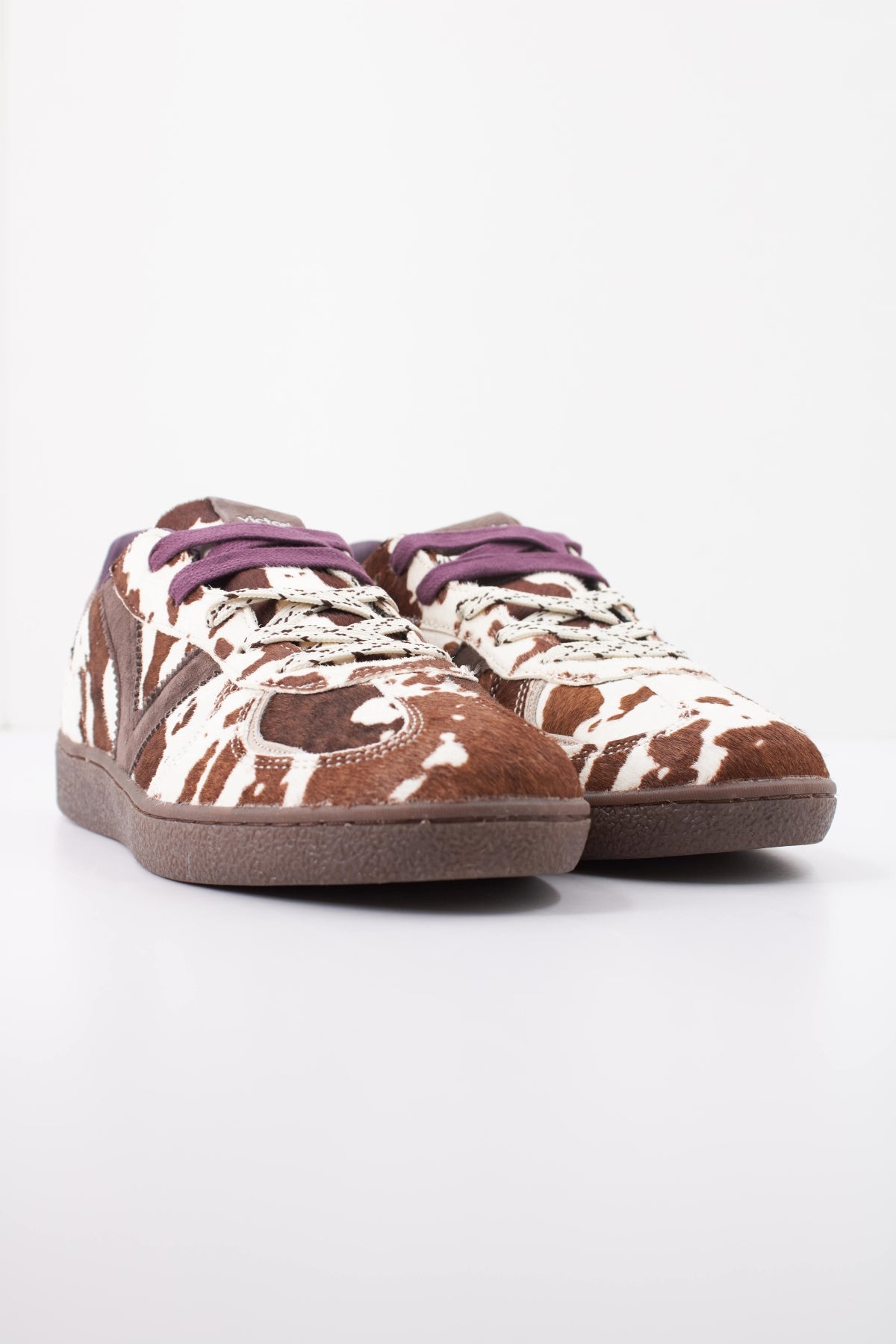 VICTORIA V DEPORTIVO CORDONES en color ANIMAL PRINT  (2)