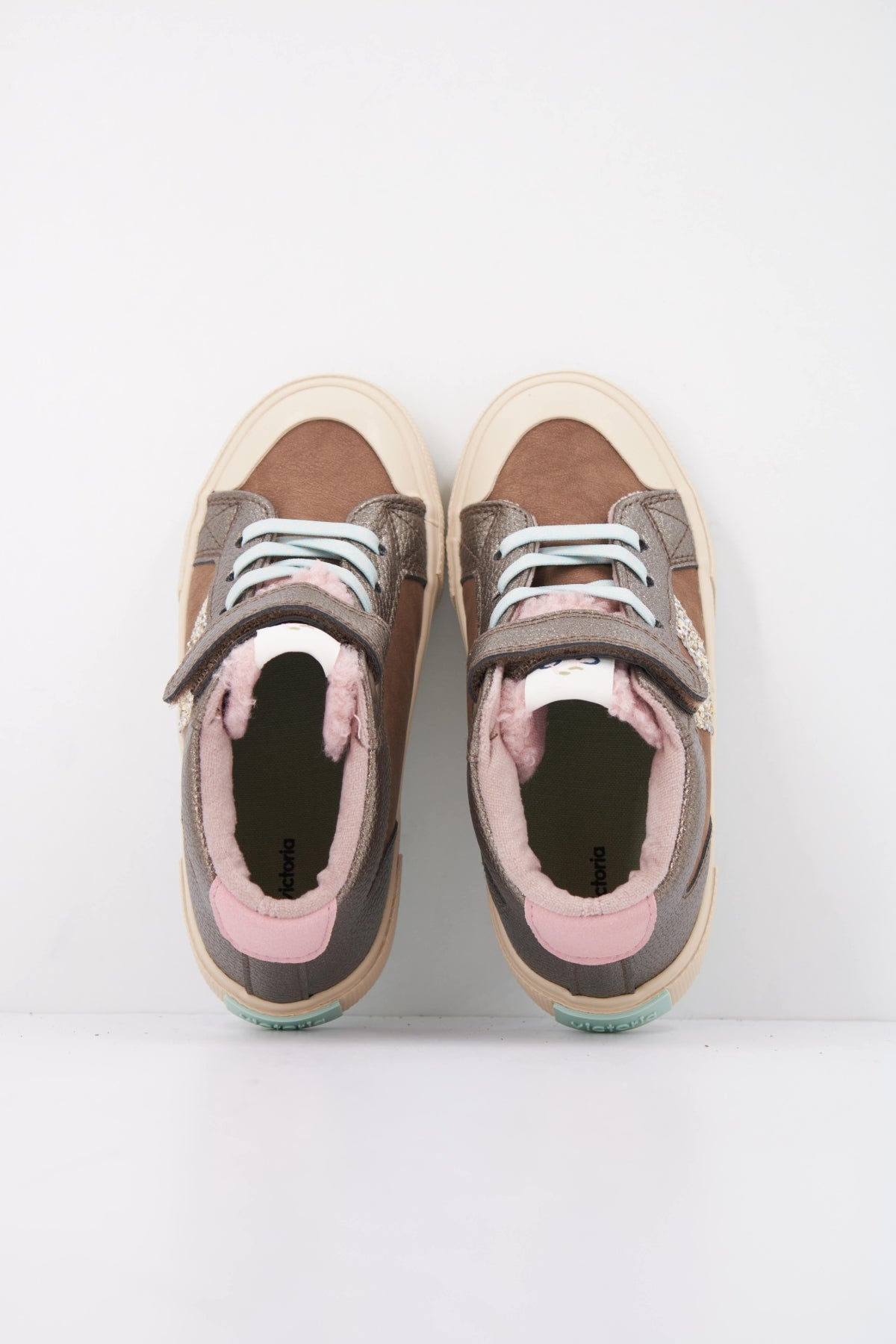 VICTORIA V BOTIN CORDONES en color MARRON  (3)