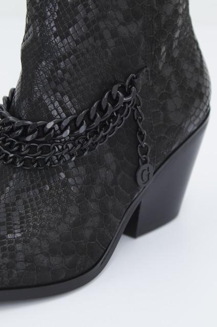 GUESS PATZIY en color NEGRO  (3)
