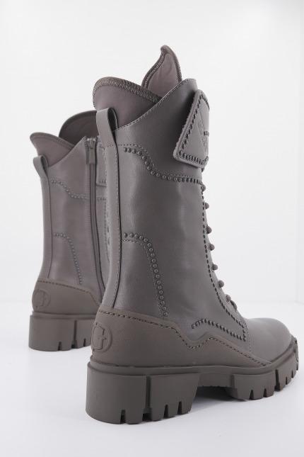 GUESS  NANCIA en color MARRON  (3)