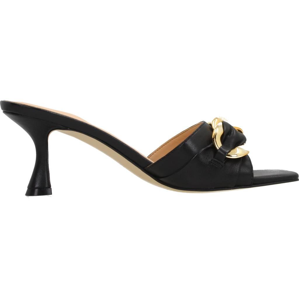 GUESS DILLIE en color NEGRO  (4)