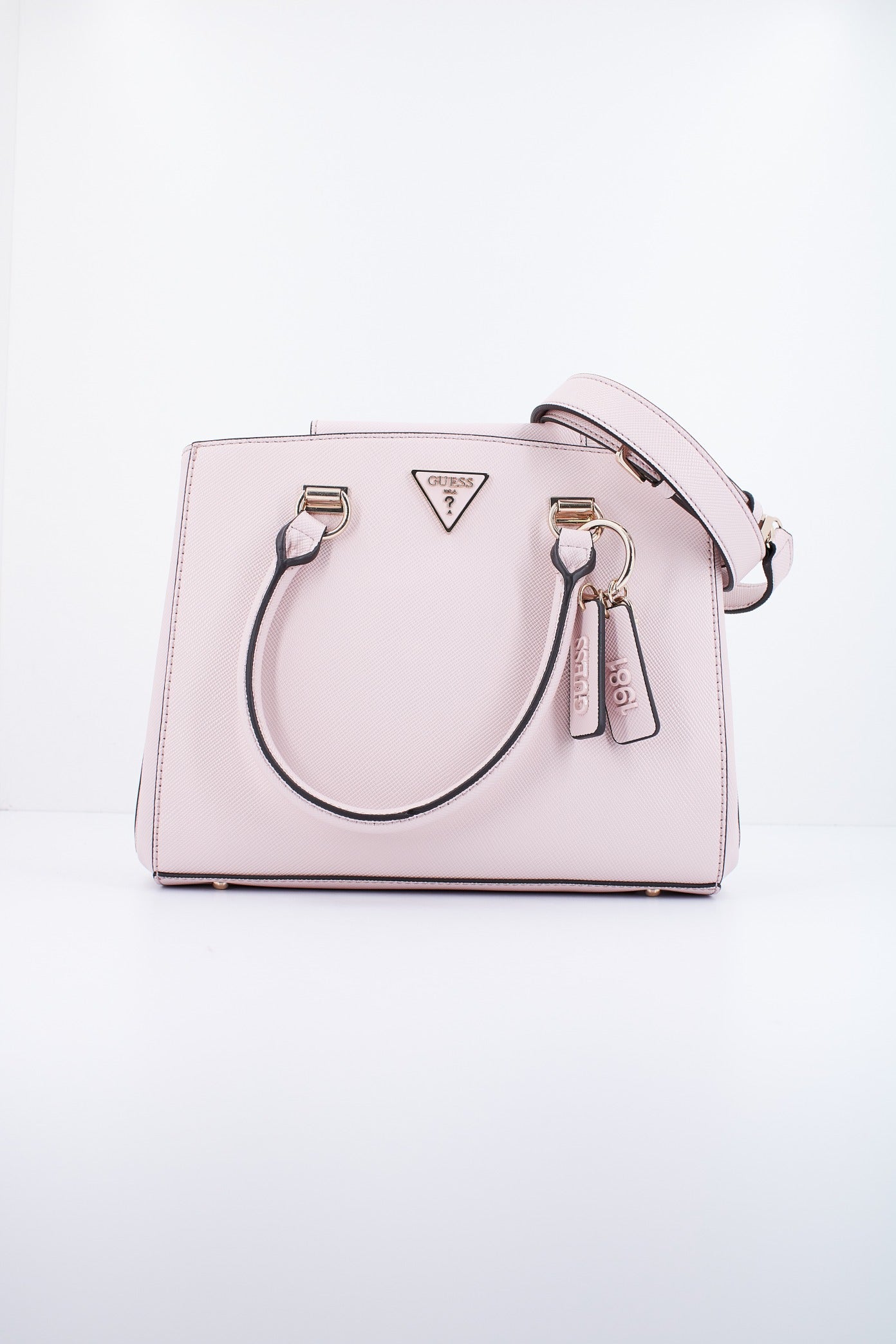 GUESS NOELLE GIRLFRIEND SATC en color ROSA  (1)