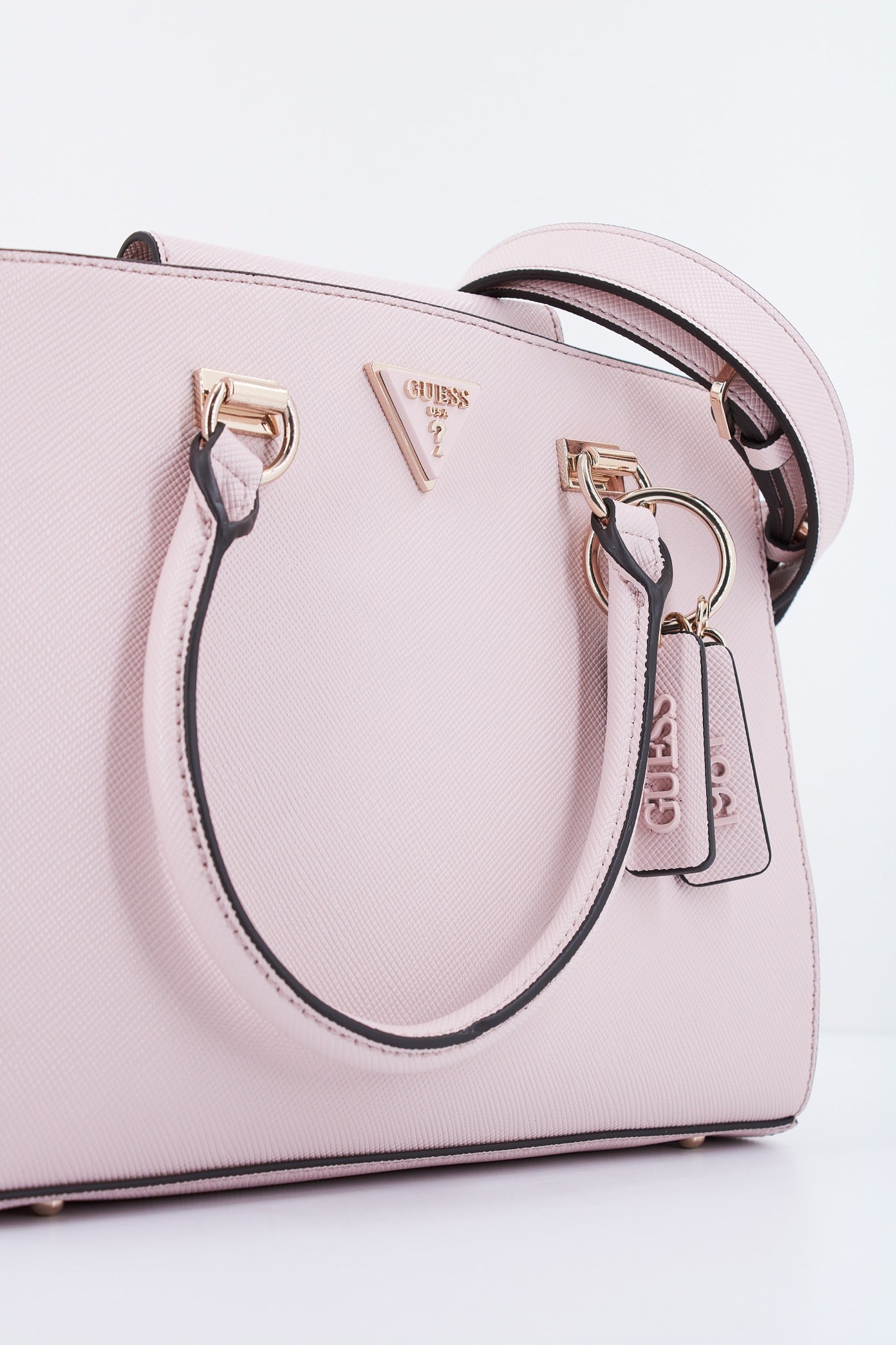 GUESS NOELLE GIRLFRIEND SATC en color ROSA  (4)