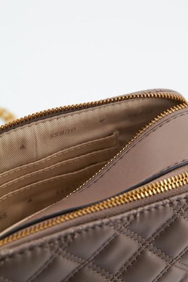 GUESS GIULLY CAMERA BAG en color MARRON  (4)