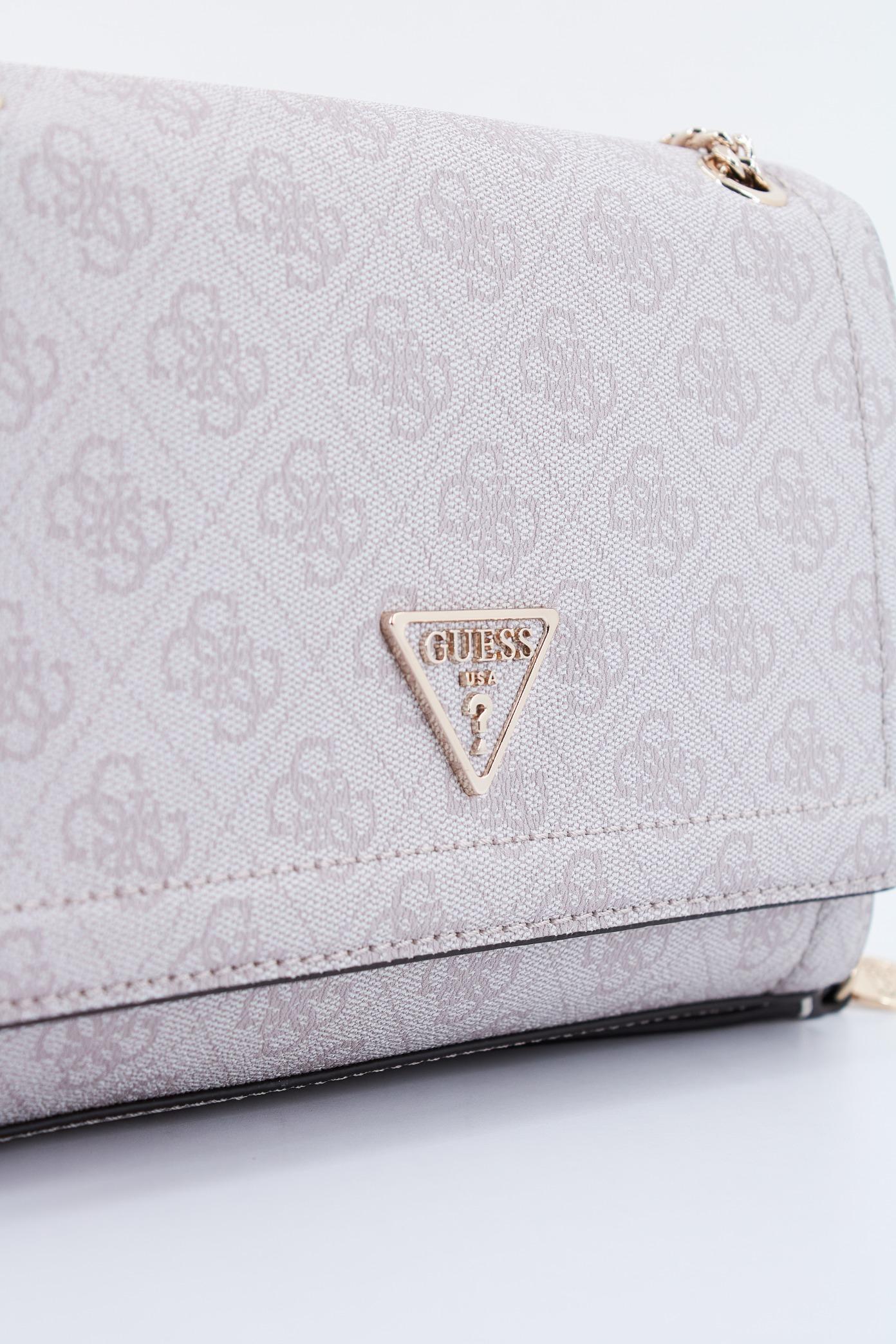GUESS NOELLE en color ROSA  (4)