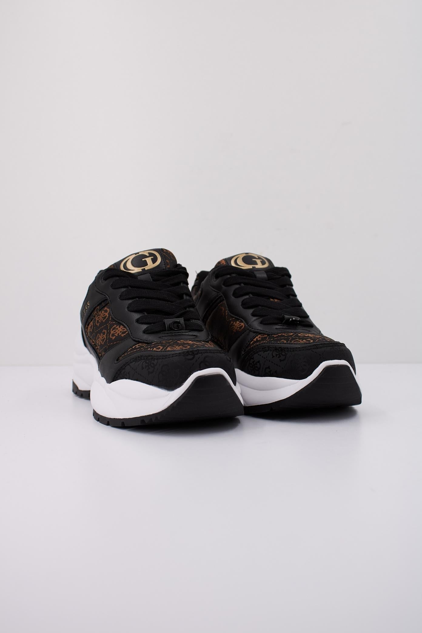 GUESS FLFSAM FAL en color NEGRO  (2)
