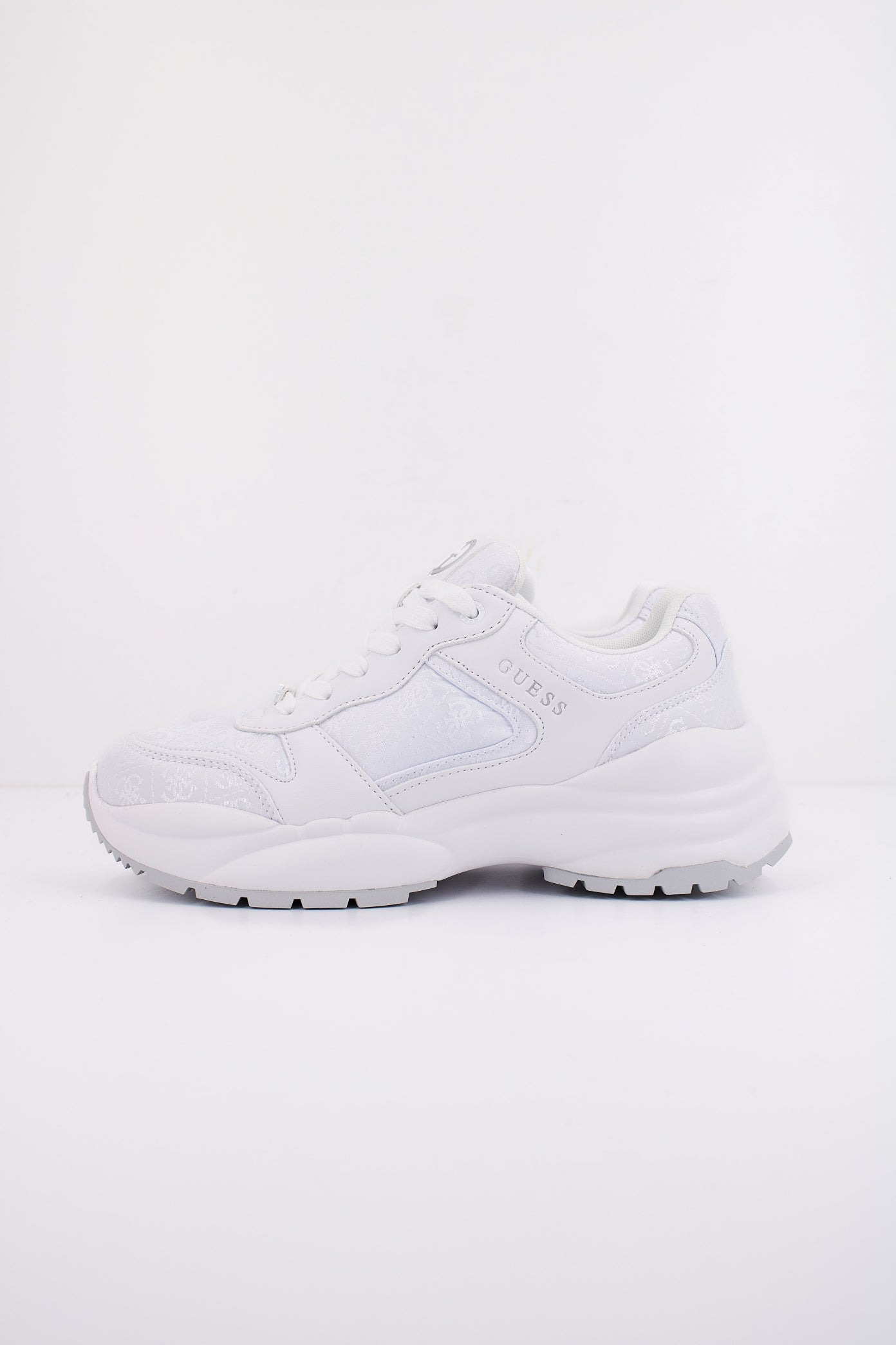 GUESS FLFSAM FAL en color BLANCO  (1)