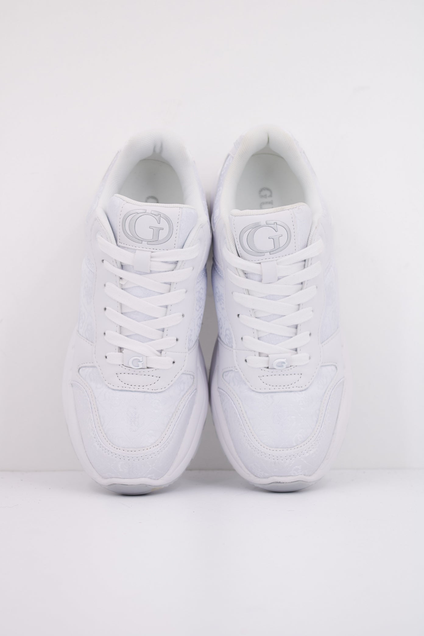 GUESS FLFSAM FAL en color BLANCO  (3)