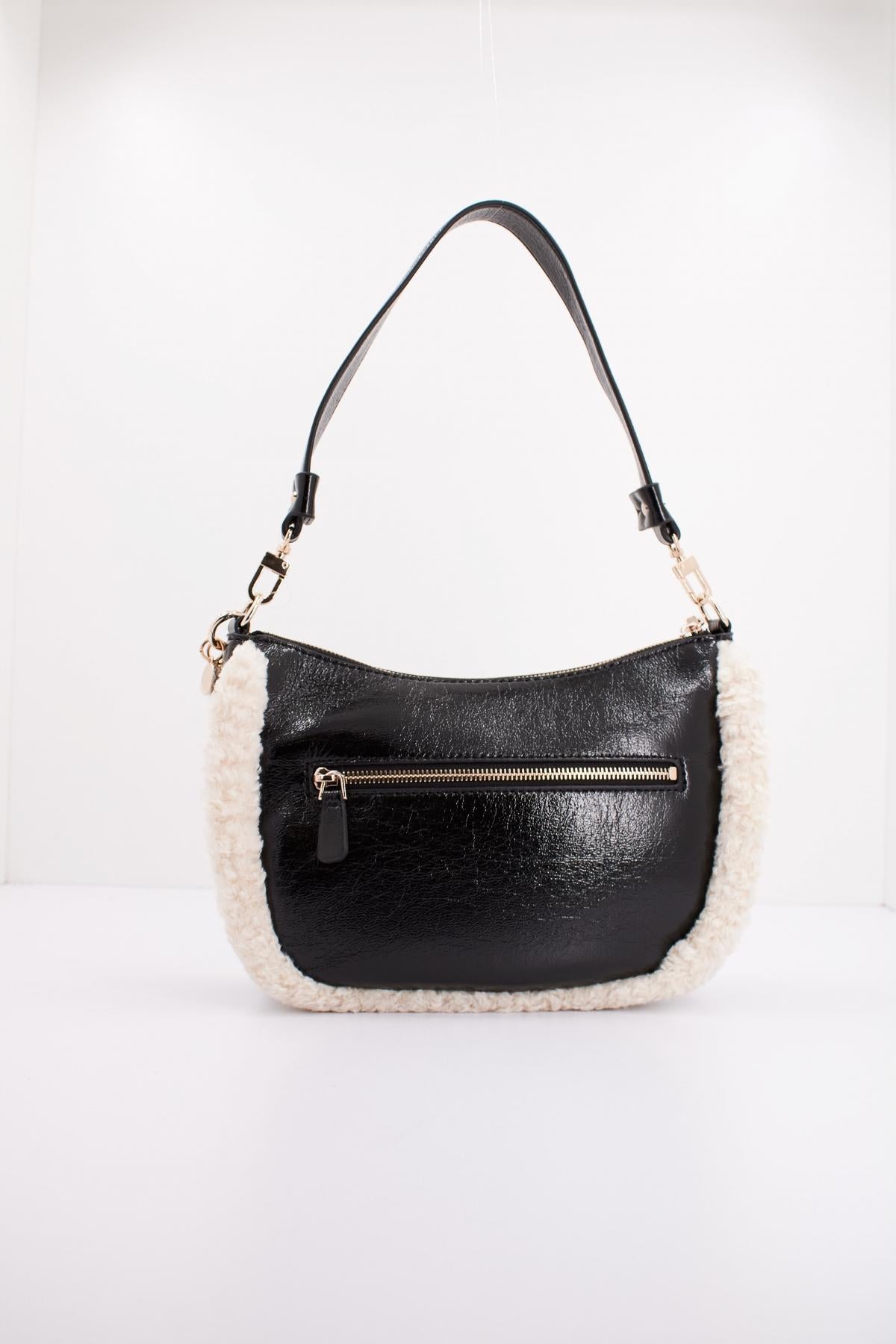 GUESS DAVIKA HOBO en color NEGRO  (3)