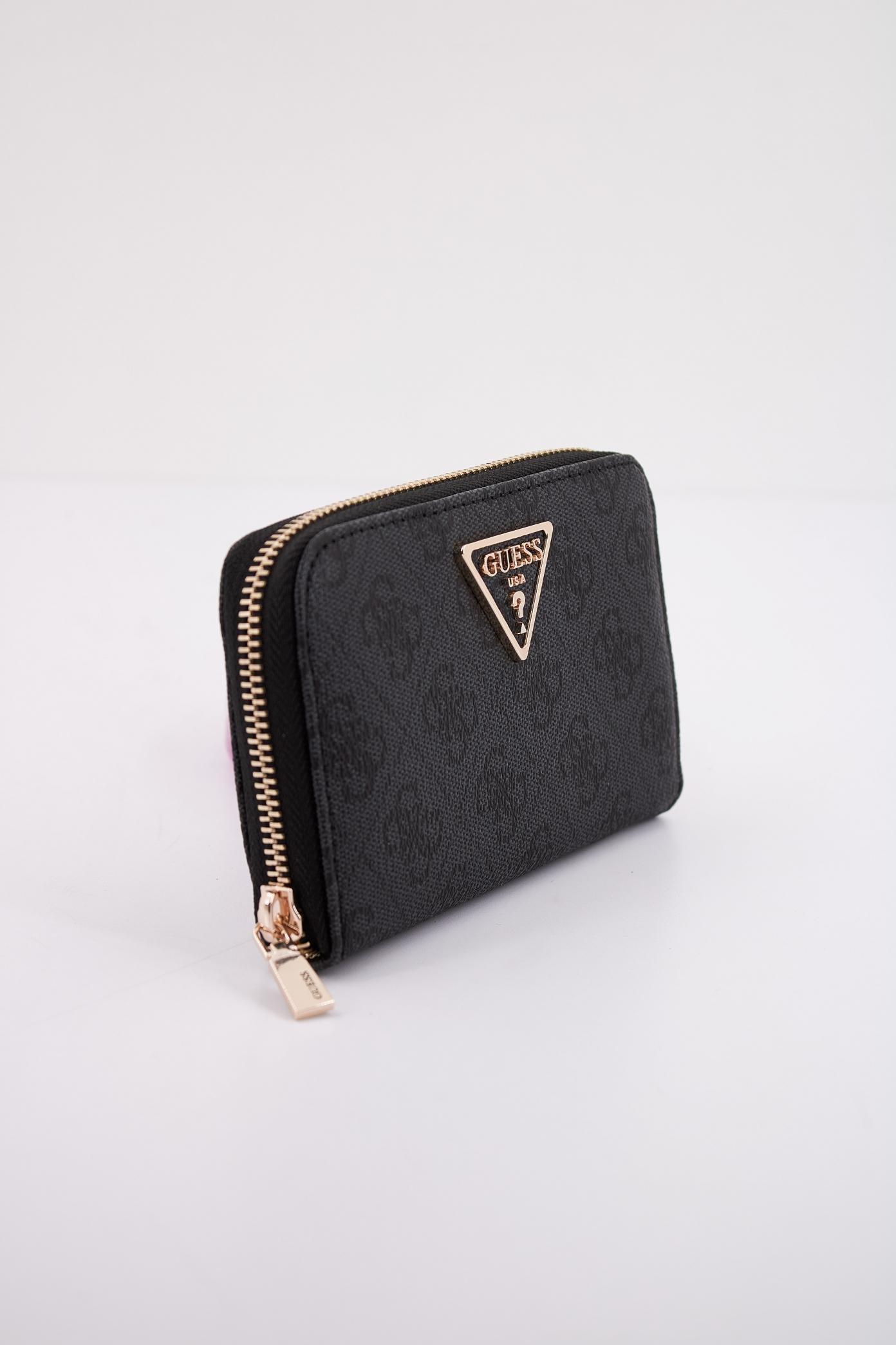 GUESS LAUREL SLGMEDIUM ZIP en color NEGRO  (2)