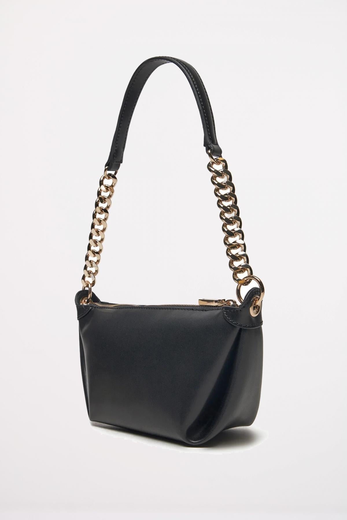 GUESS ECO EVAINE TOP Z en color NEGRO  (2)