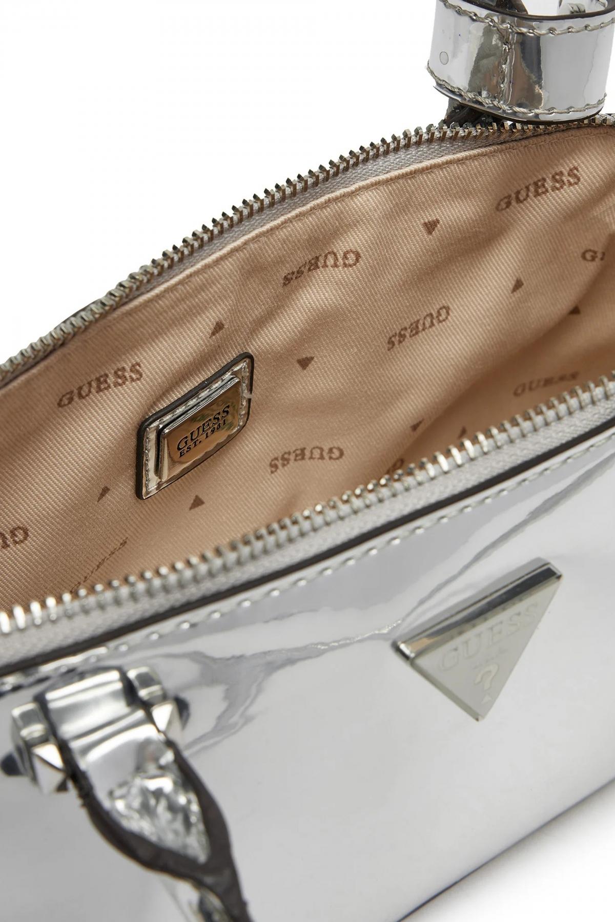 GUESS ARNELA SHOULDER en color PLATA  (4)