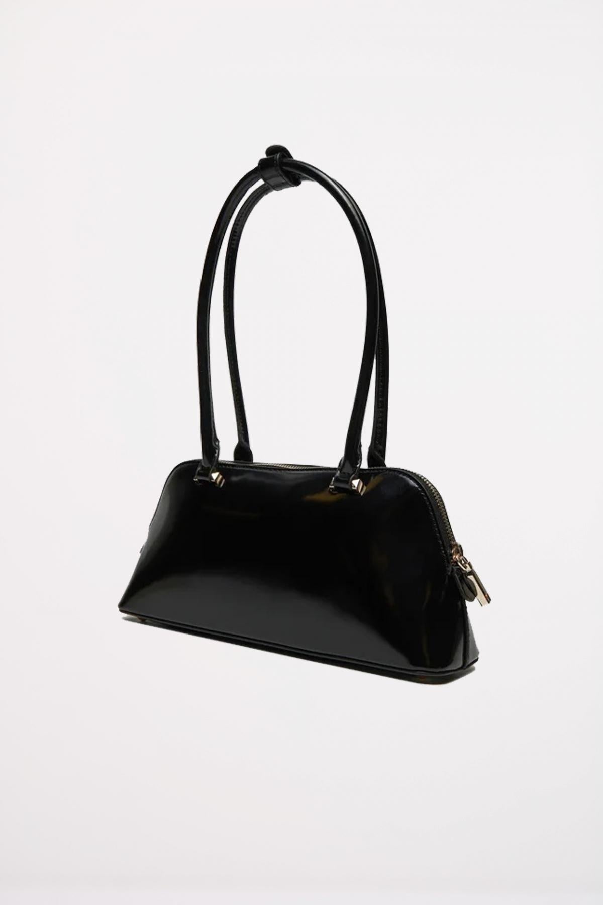 GUESS ARNELA SHOULDER en color NEGRO  (2)