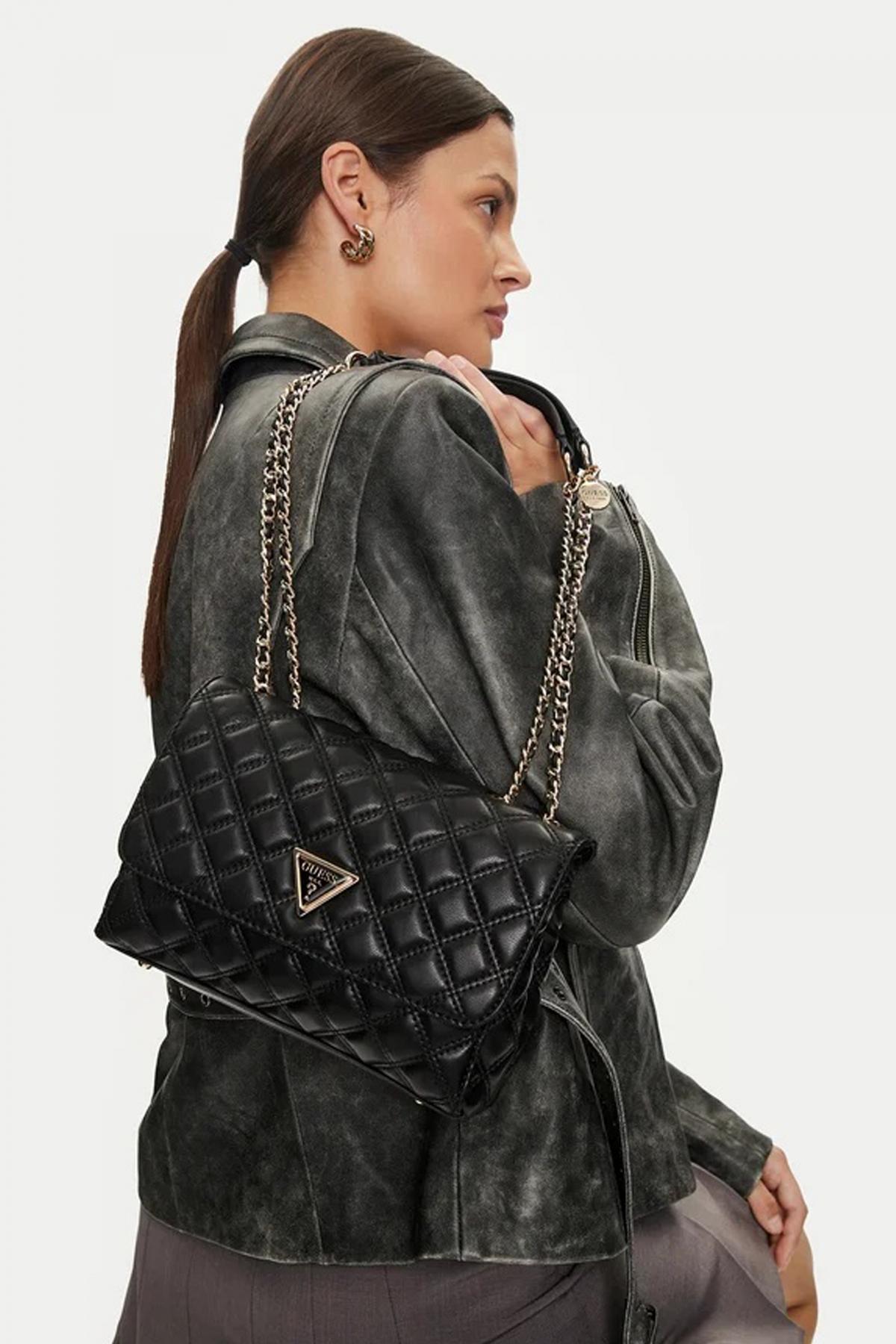 GUESS GIULLY  CMPRTMN en color NEGRO  (4)