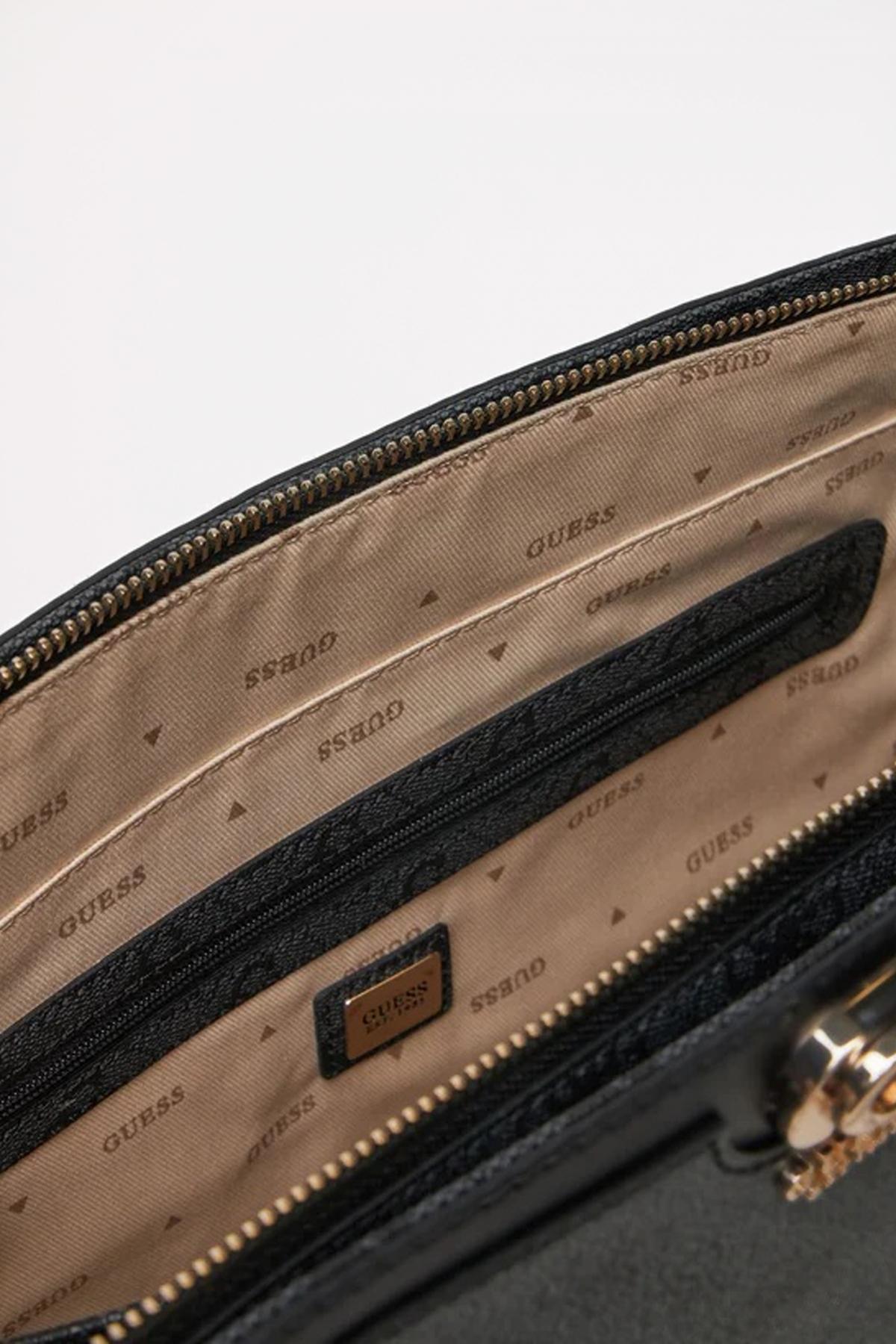 GUESS ORLINA LOGO NOEL en color GRIS  (3)