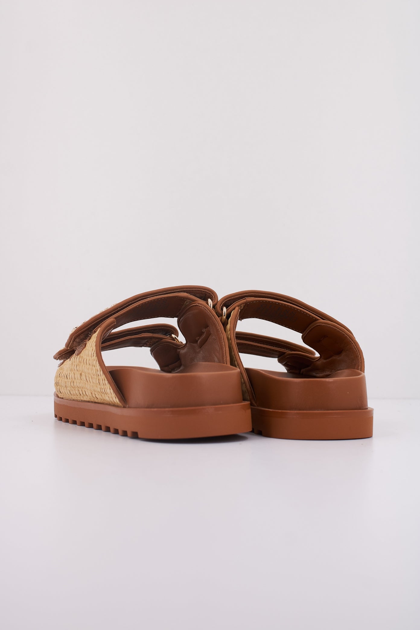 GUESS FLJFDE FAP en color MARRON  (4)