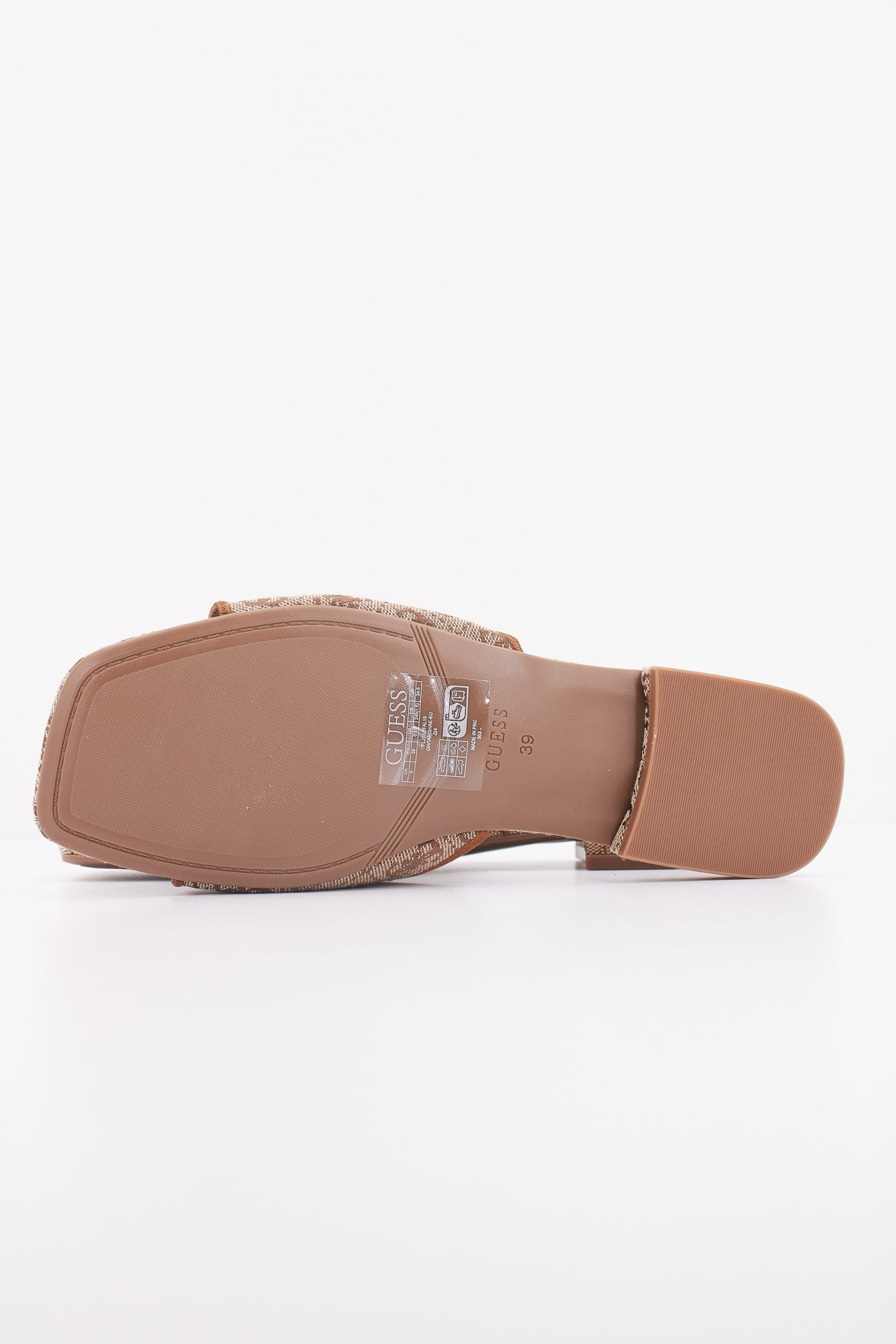 GUESS FLJTSE FAL  en color MARRON  (5)