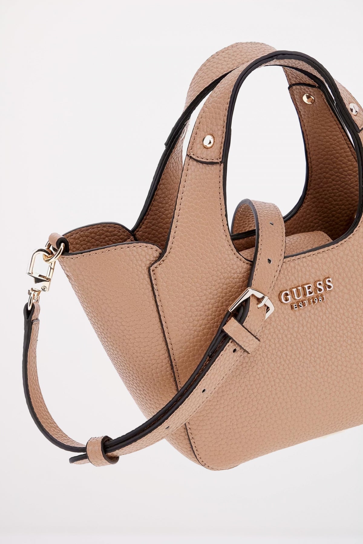 GUESS HELINA MINI TOTE en color MARRON CLARO  (4)