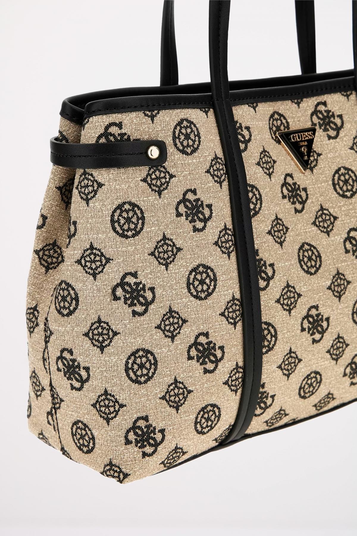 GUESS BEYZA GIRLFRIEND TOTE en color NEGRO  (4)