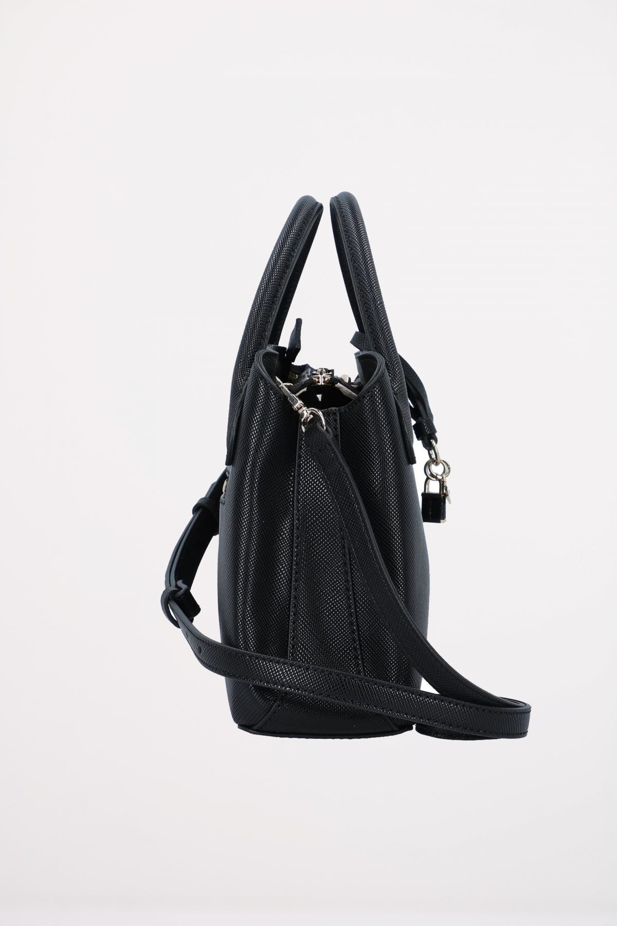 GUESS FEDANA ELITE SATCHEL en color NEGRO  (3)