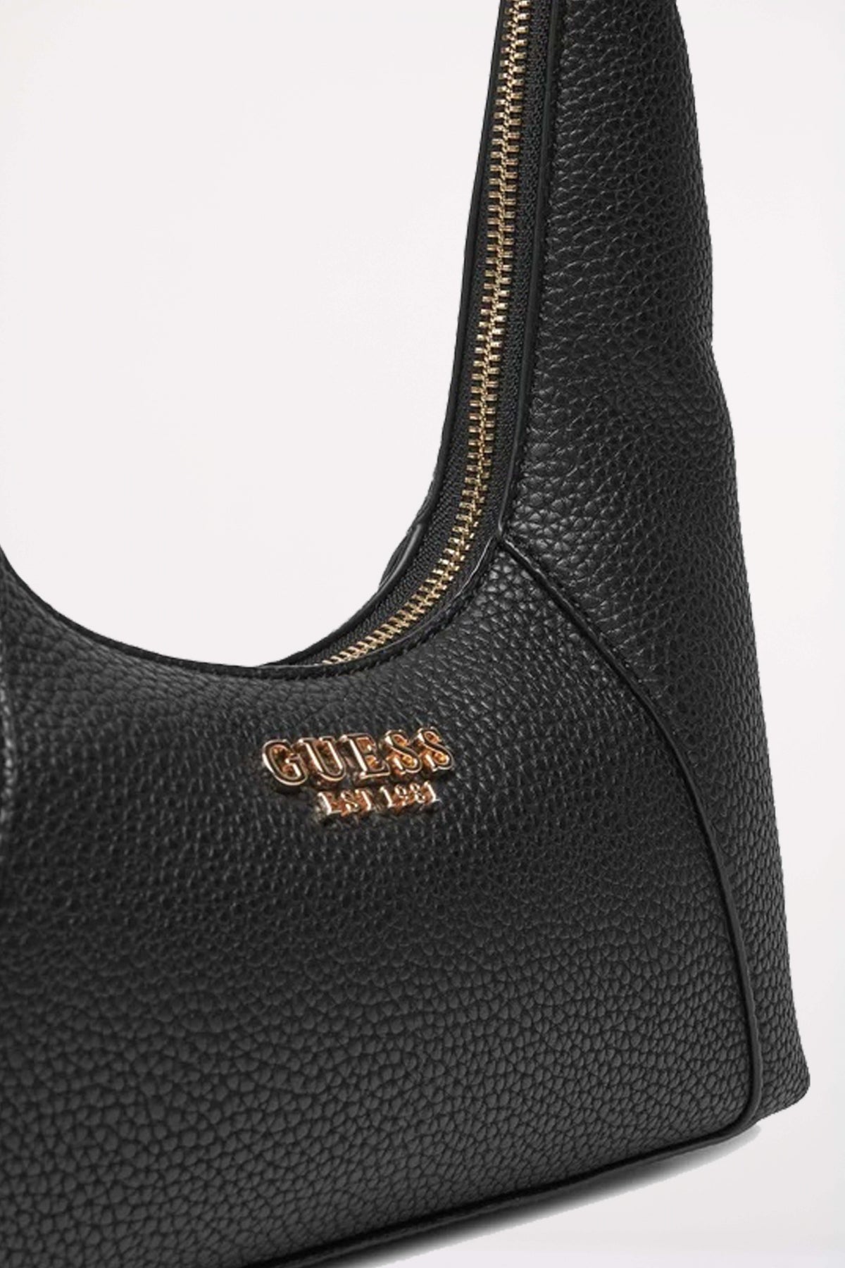GUESS CALISTA en color NEGRO  (2)