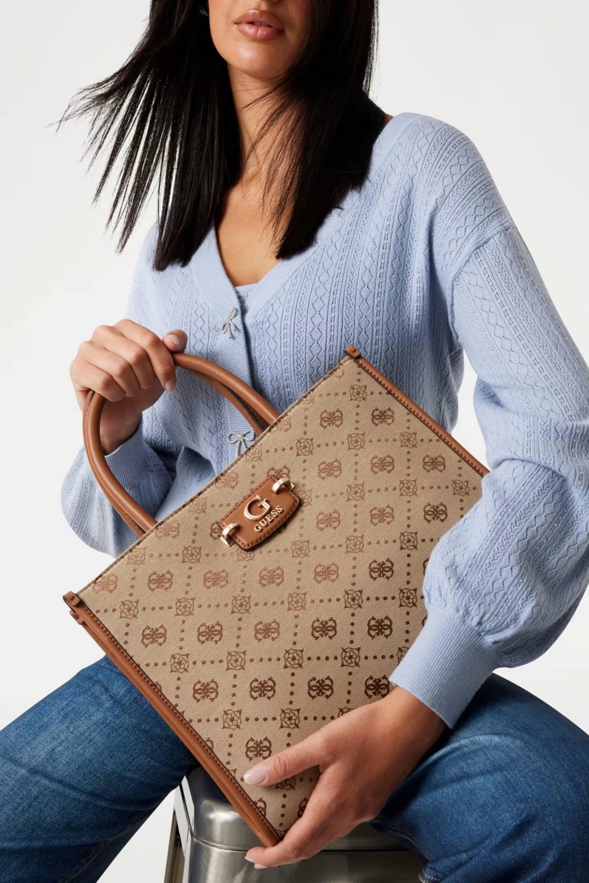 GUESS HWJP  TOTE en color MARRON  (4)