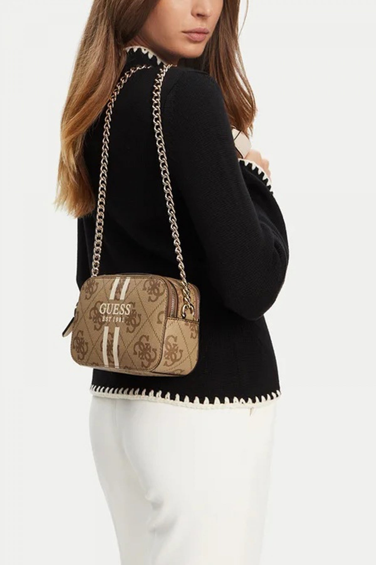 GUESS HWOS  en color MARRON  (4)