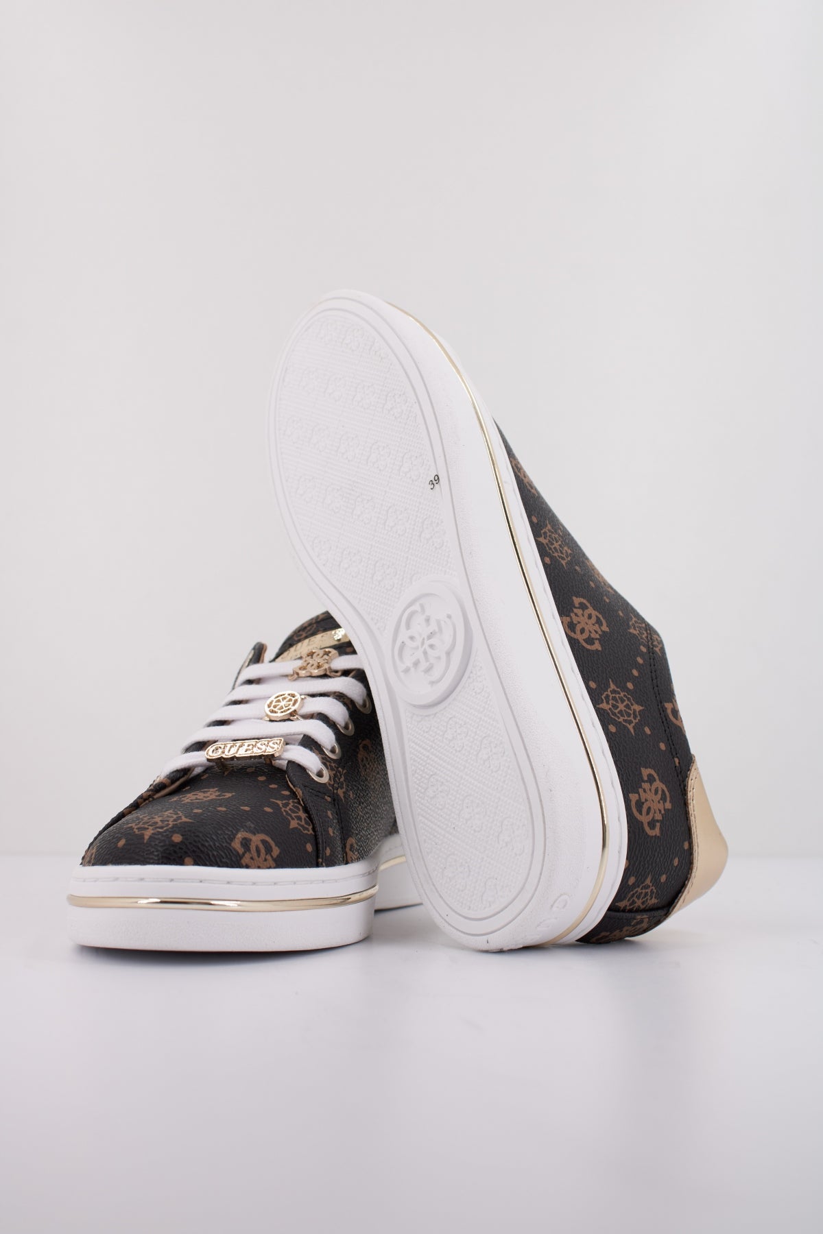 GUESS FLTSS FAL en color NEGRO  (5)