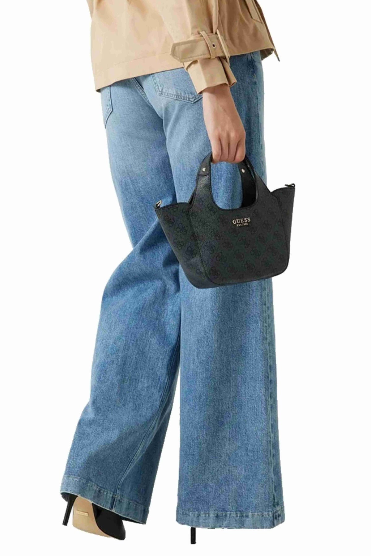 GUESS CALISTA  IN  MINI TO en color NEGRO  (4)