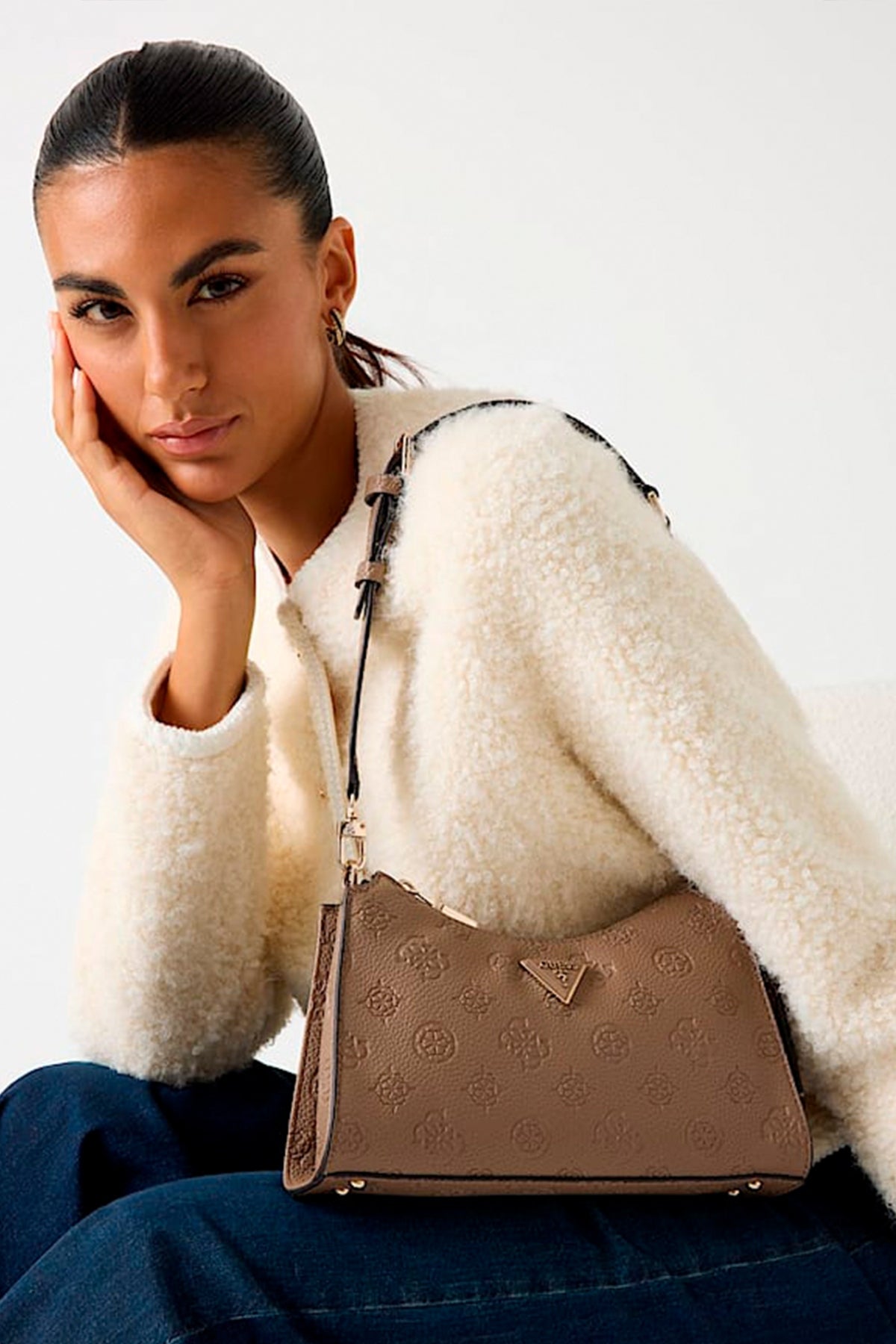 GUESS CRESIDIA II TOP ZIP SH en color MARRON  (5)