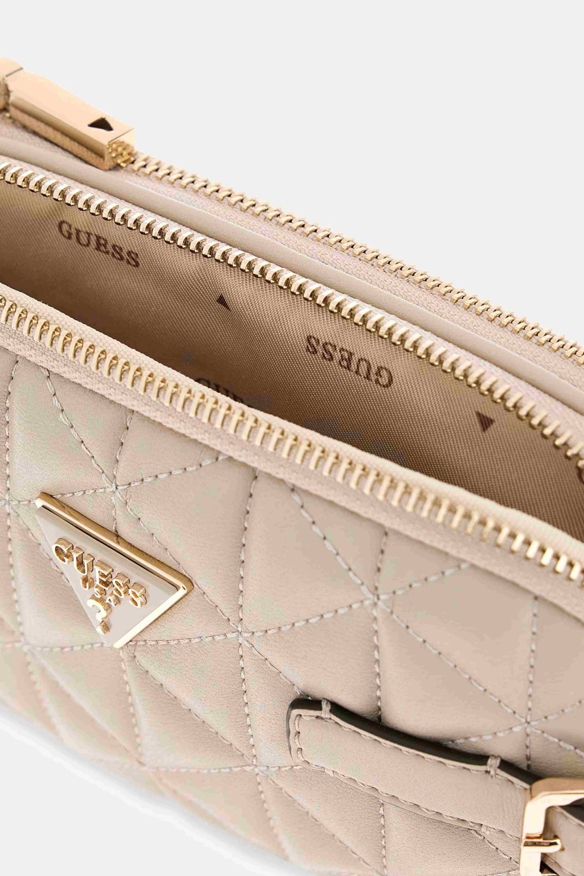 GUESS PAISLEIGH MINI CAMERA en color BEIS  (3)