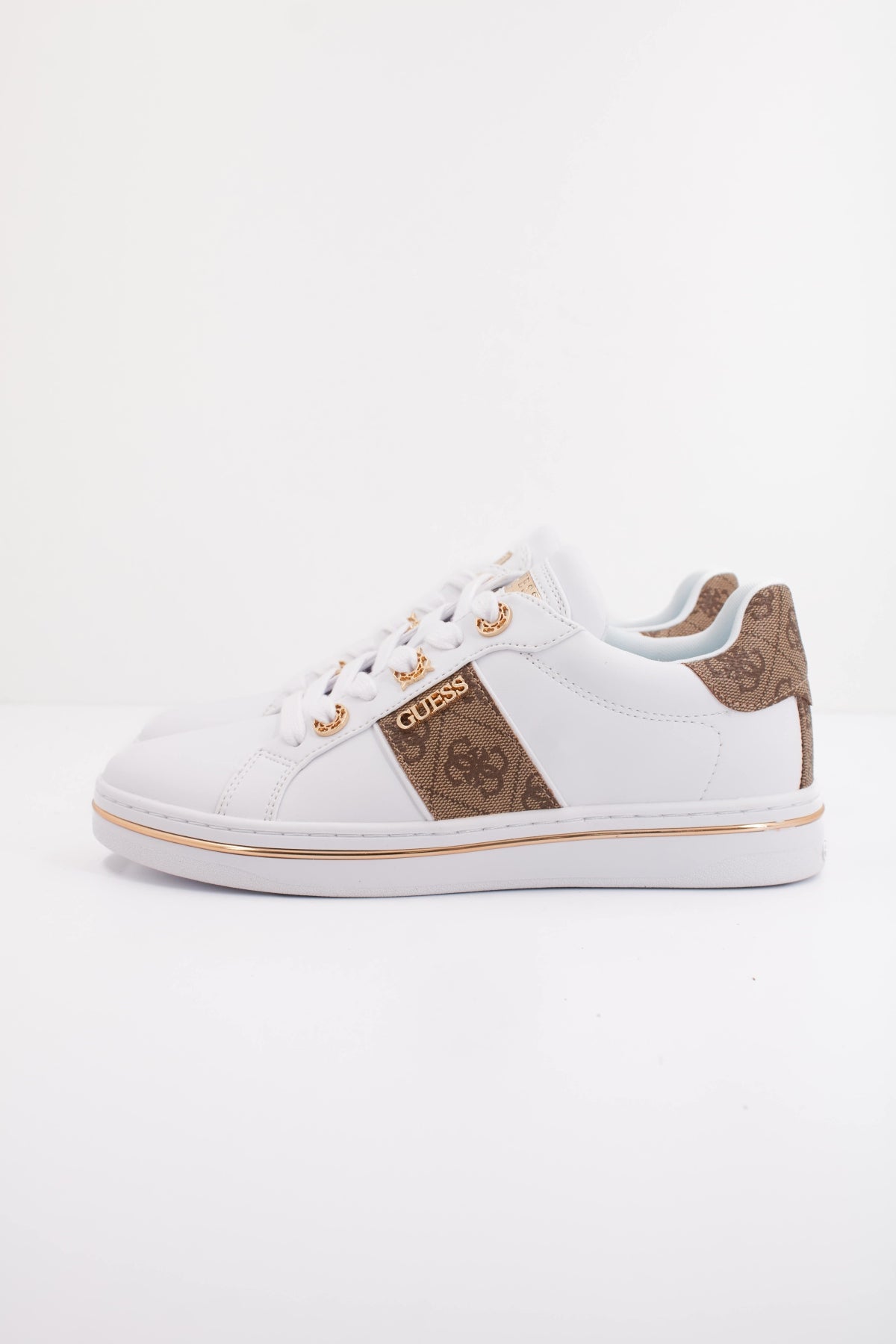 GUESS FLPSTW FAL en color BLANCO  (1)