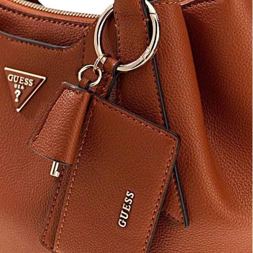GUESS  DARCY GIRLFRIEND SATCH  en color MARRON  (6)