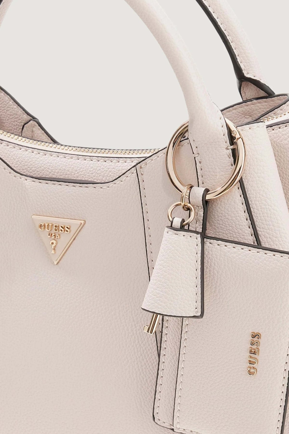GUESS  DARCY GIRLFRIEND SATCH  en color BEIS  (3)