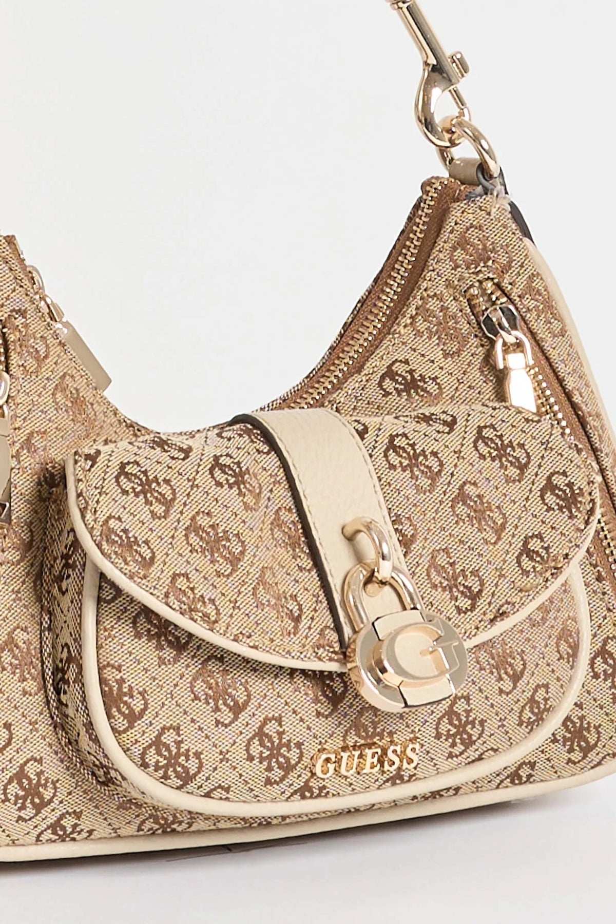 GUESS JESSA SHOULDER BAG en color MARRON CLARO  (2)
