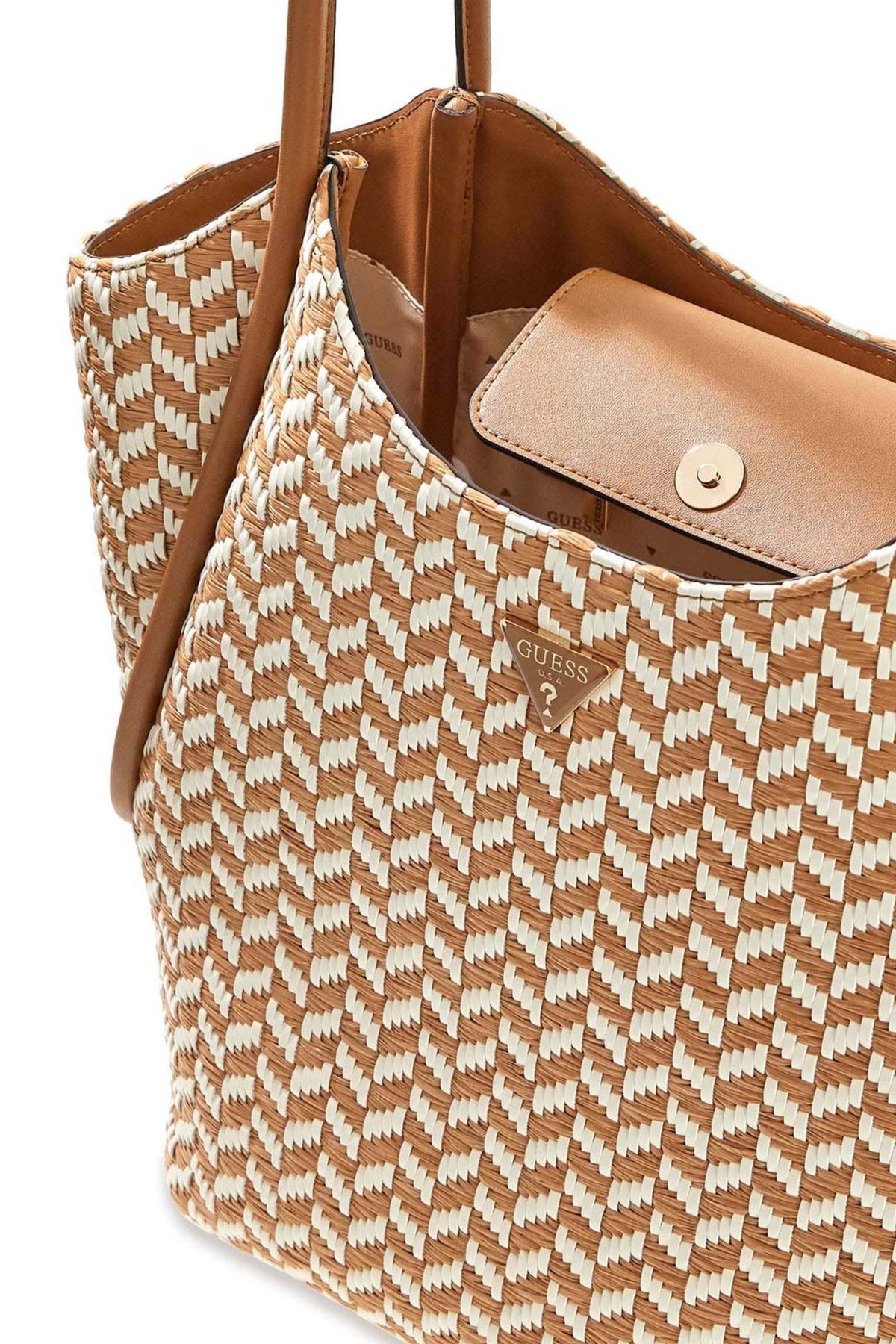 GUESS HWWG  en color MULTICOLOR  (3)