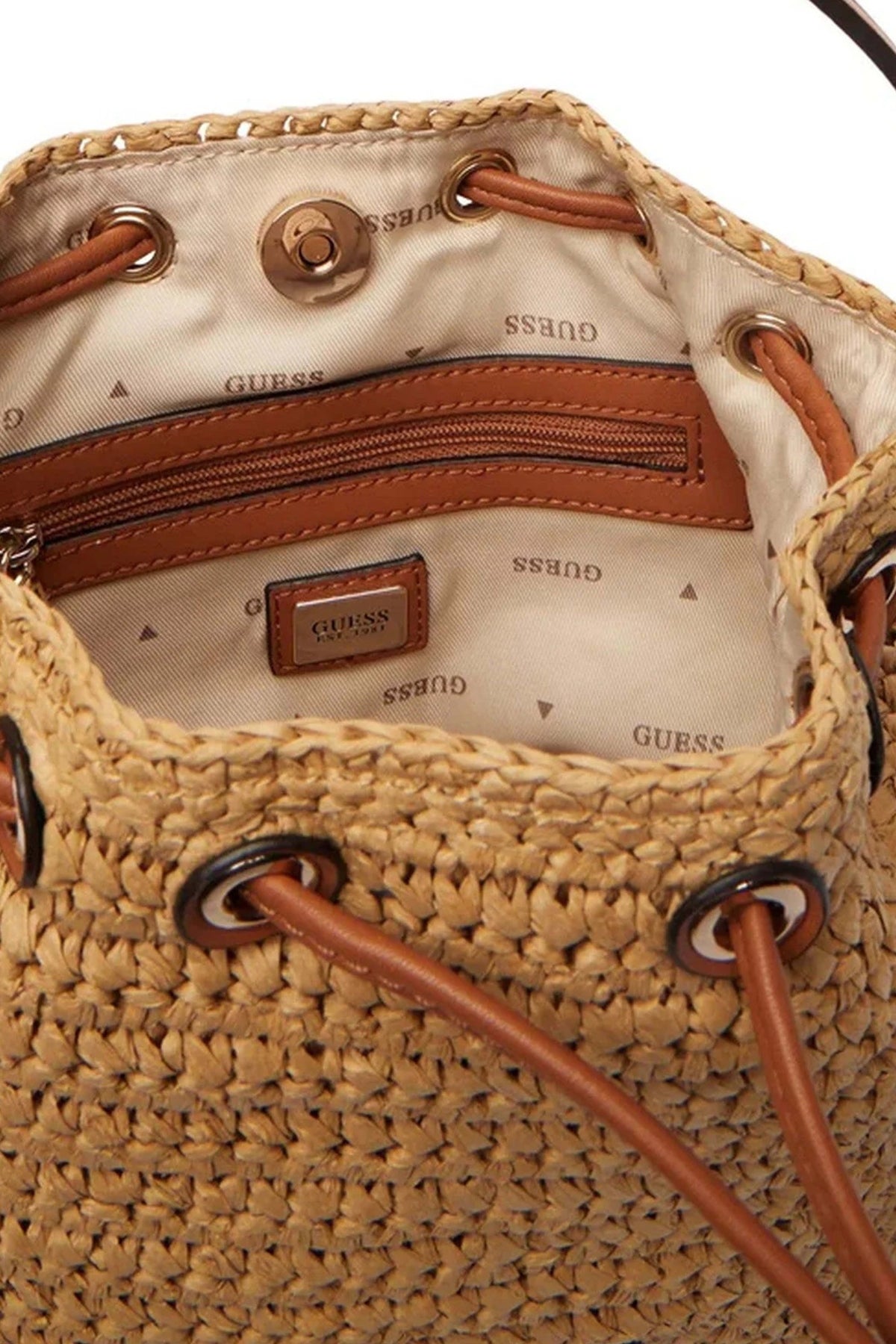GUESS HWWG   en color MARRON CLARO  (4)