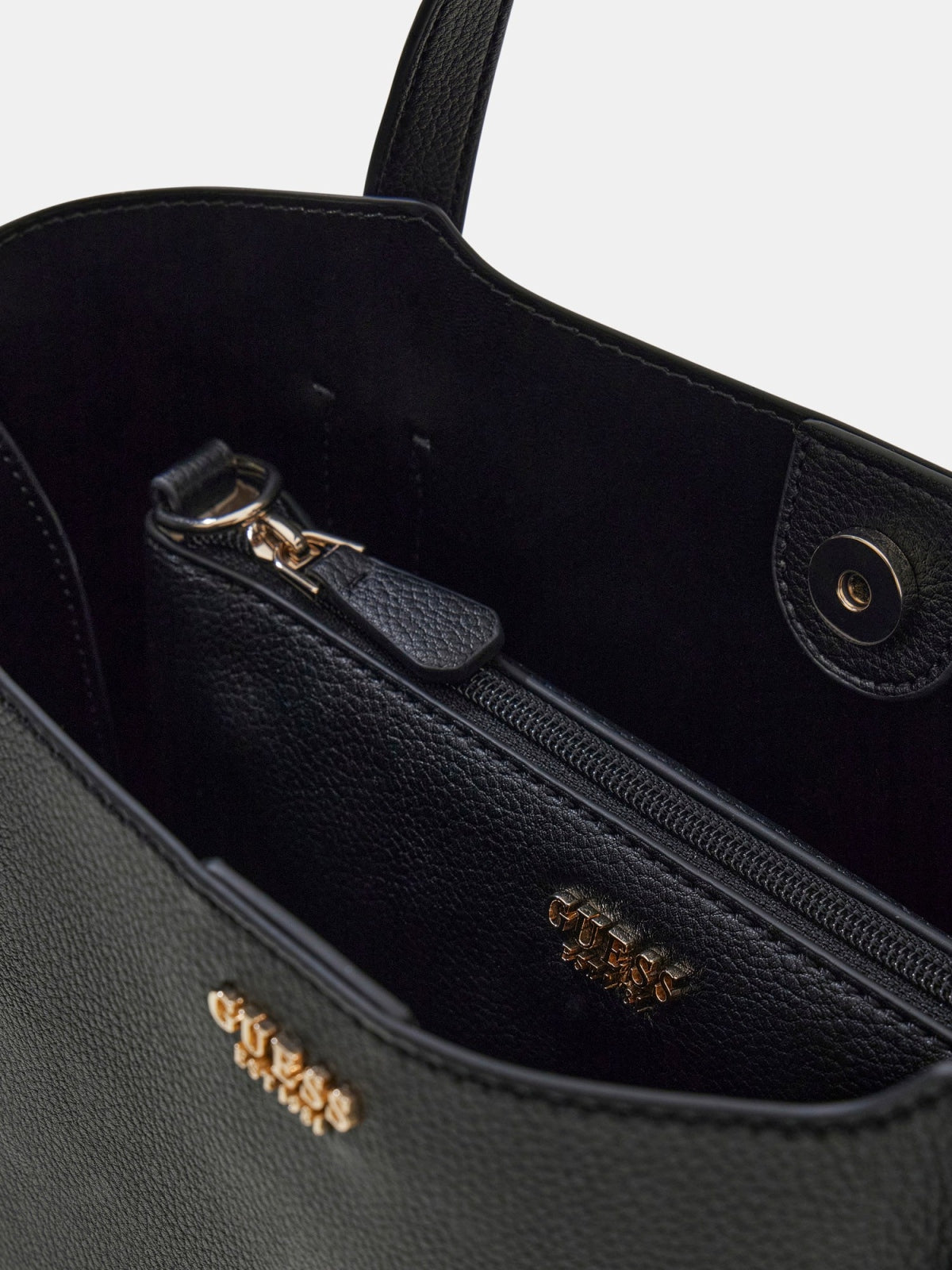 GUESS HWBG  DEVON  COMP TOTE en color NEGRO  (3)