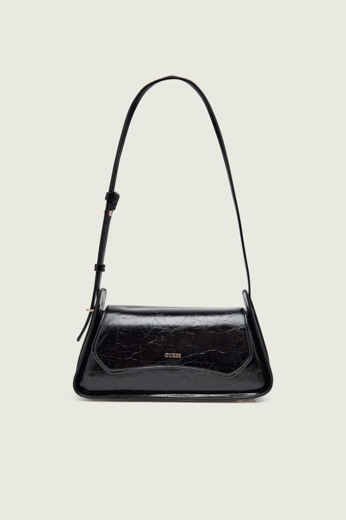 GUESS HWTC  XENA FLAP SHOULDER BAG en color NEGRO  (1)