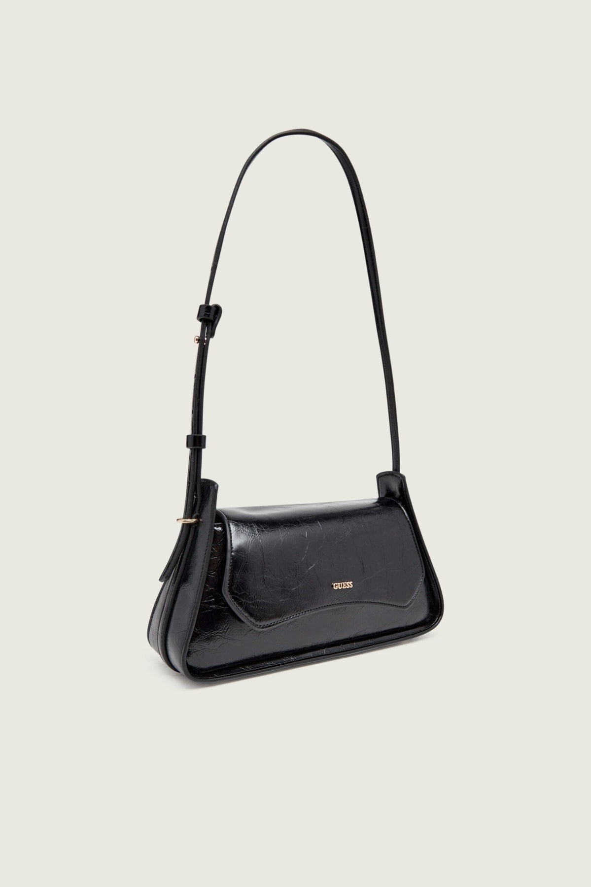GUESS HWTC  XENA FLAP SHOULDER BAG en color NEGRO  (3)