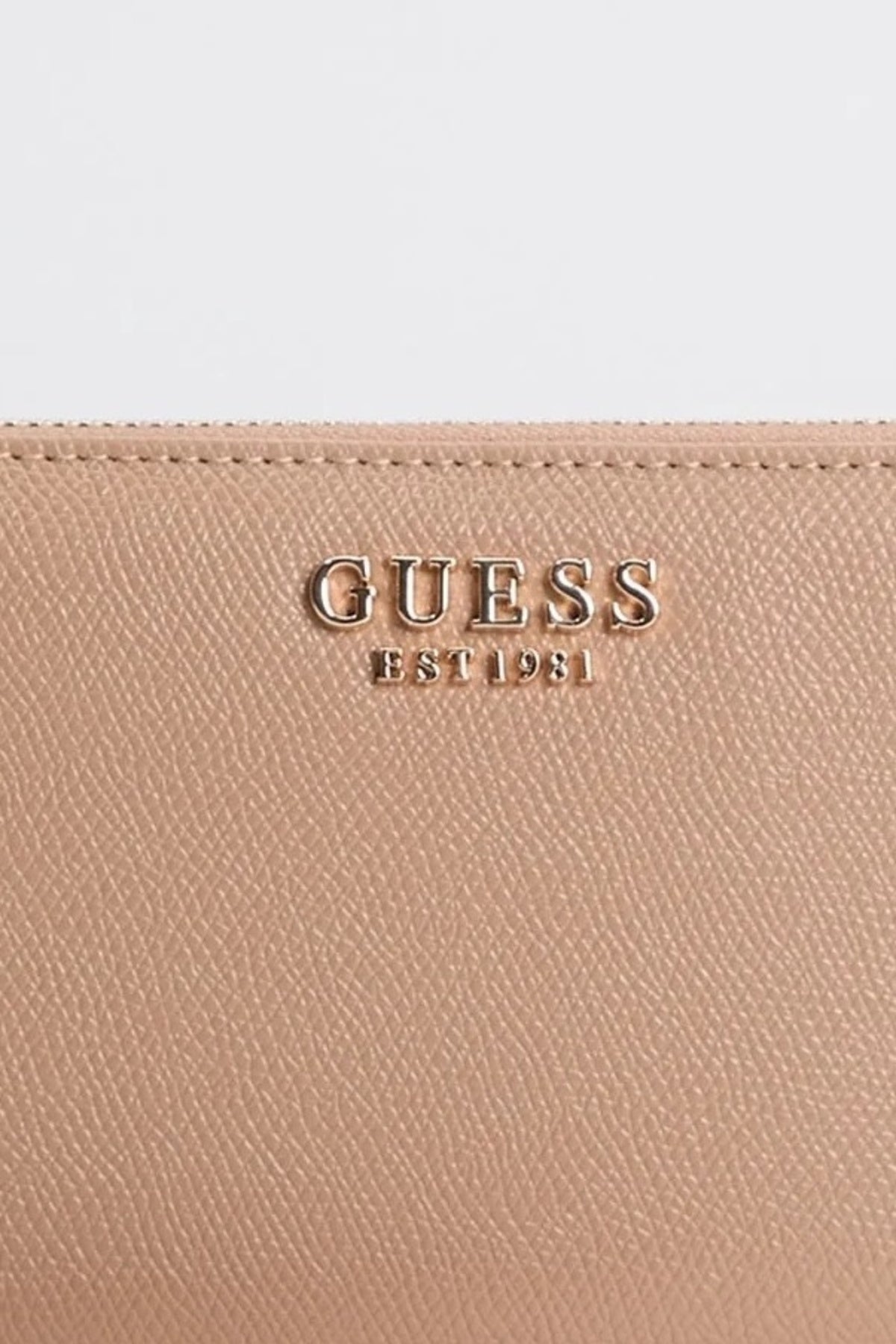 GUESS SWBG  AMORETTE SLG LRG ZIP A en color   (3)